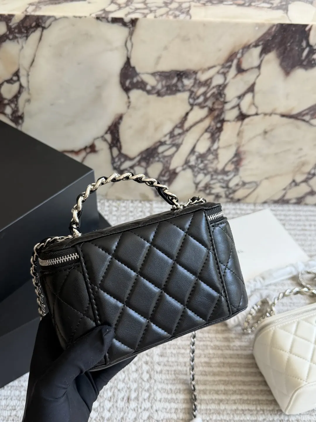 Quilted Lambskin Vanity Case with Top Handle D31018283 — view 7