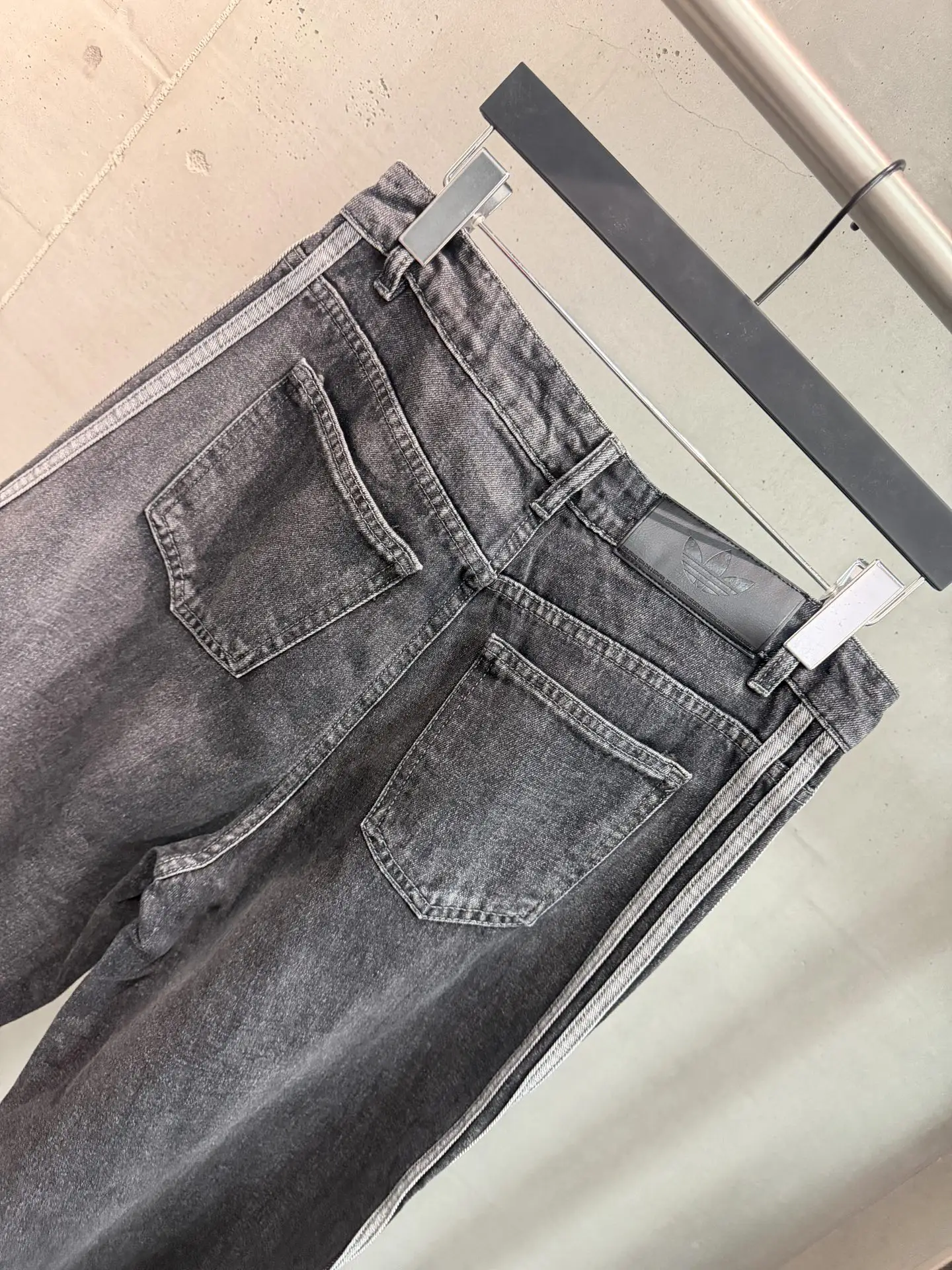Washed Denim Three-Stripe Straight-Leg Jeans D19521843 — view 8