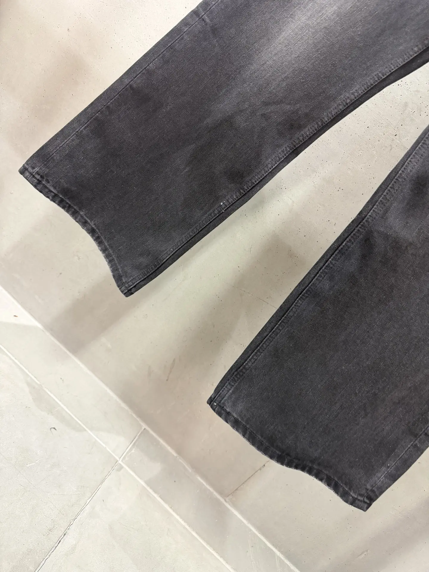 Distressed Wide-Leg Denim Jeans D21021869 — view 6