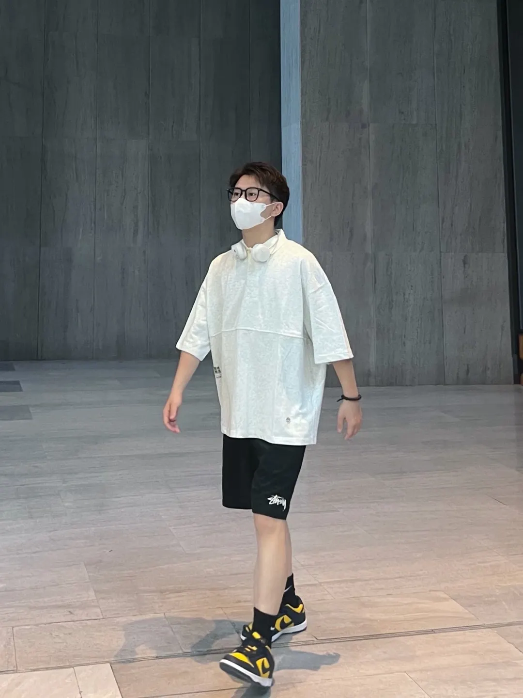 Nike x Stüssy Woven Water-Repellent Shorts D12524992 — view 23
