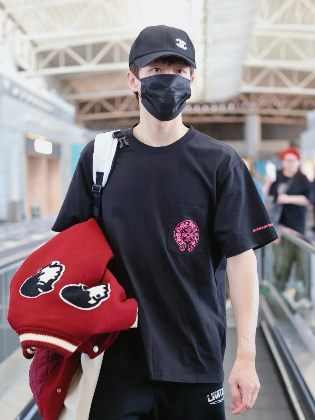 Chrome Hearts Horseshoe Embroidery T-Shirt D12024982 — view 34