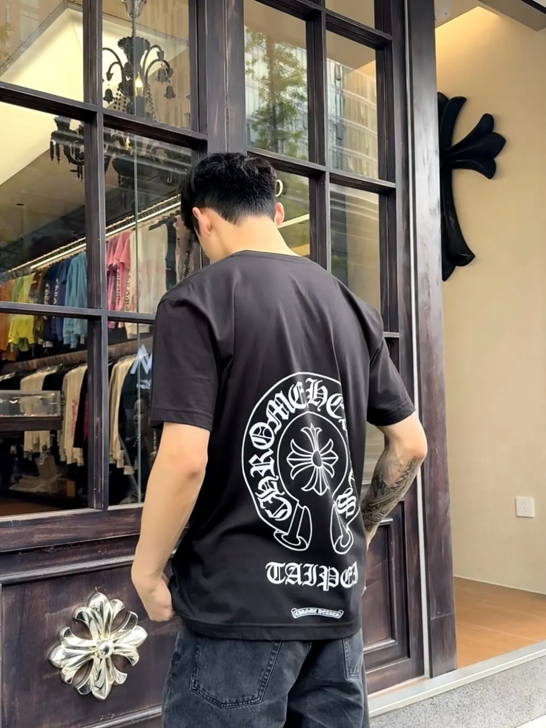 Miami Limited Edition Embroidered T-Shirt D12024981 — view 25