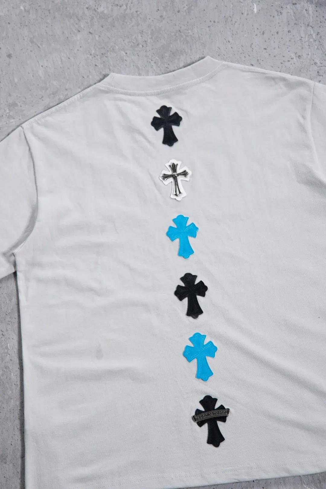 Leather Patch Heavyweight Cotton T-Shirt D12524979 — view 14
