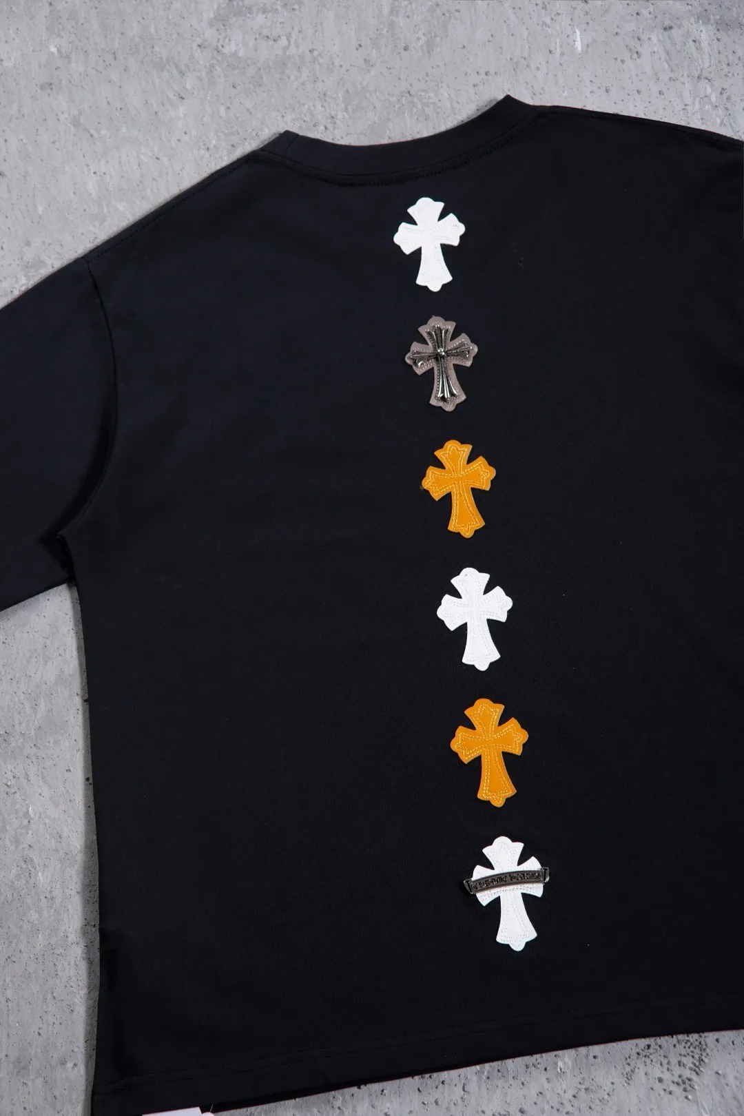 Leather Patch Heavyweight Cotton T-Shirt D12524979 — view 26