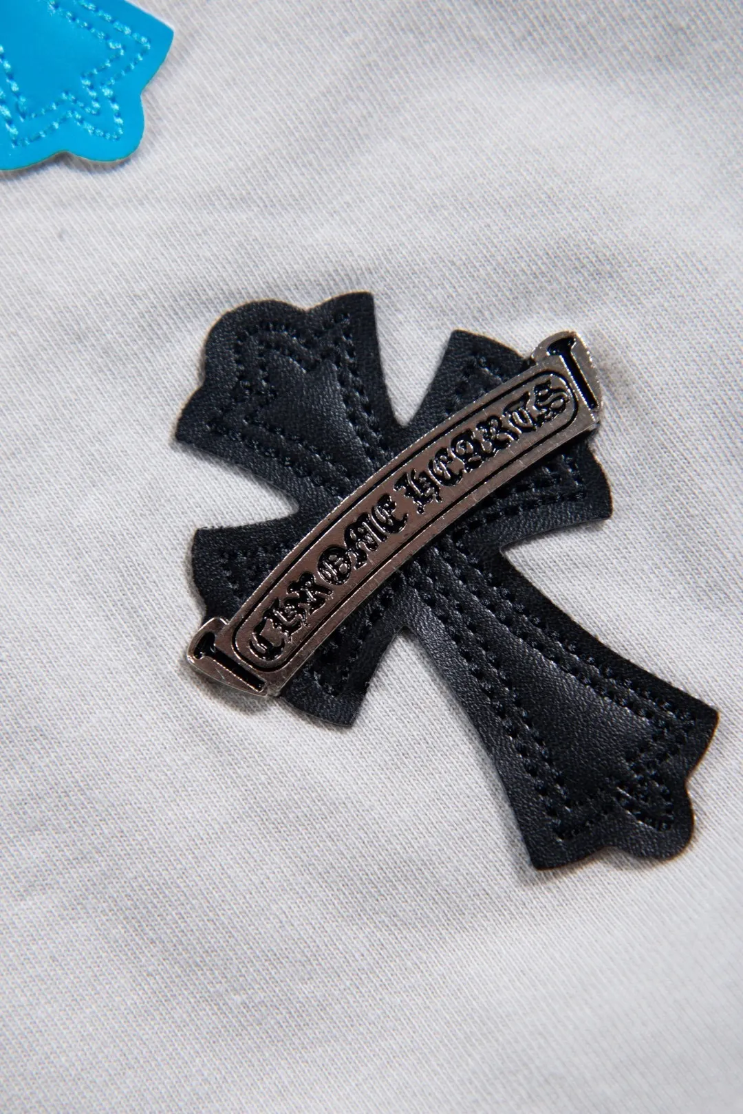 Leather Patch Heavyweight Cotton T-Shirt D12524979 — view 34