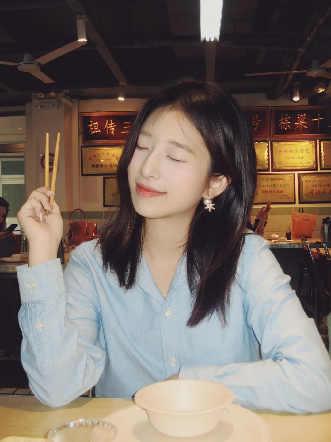Embroidered Logo Washed Denim Shirt D17524999 — view 27