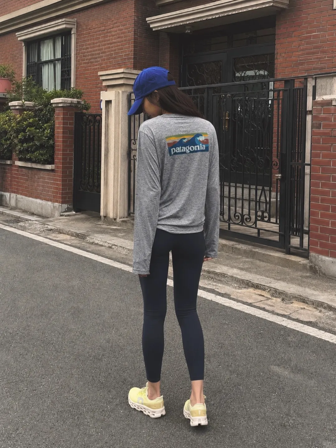 Capilene Cool Daily Long-Sleeve Graphic Shirt D12024995 — view 45