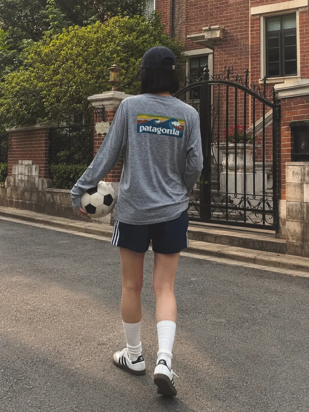 Capilene Cool Daily Long-Sleeve Graphic Shirt D12024995 — view 49
