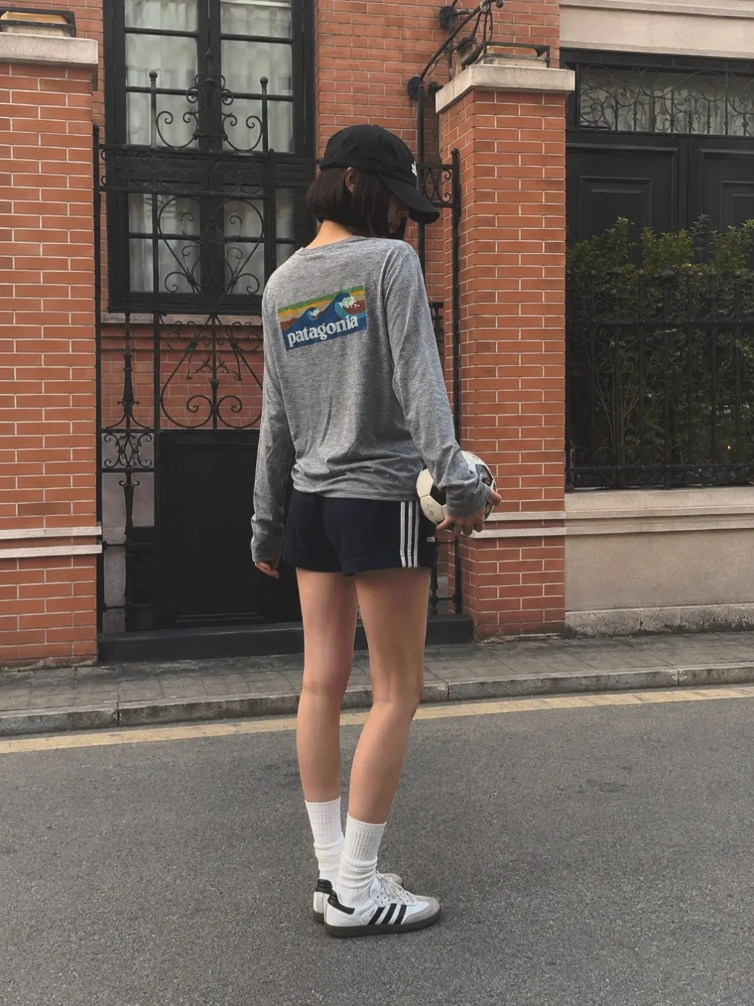 Capilene Cool Daily Long-Sleeve Graphic Shirt D12024995 — view 50