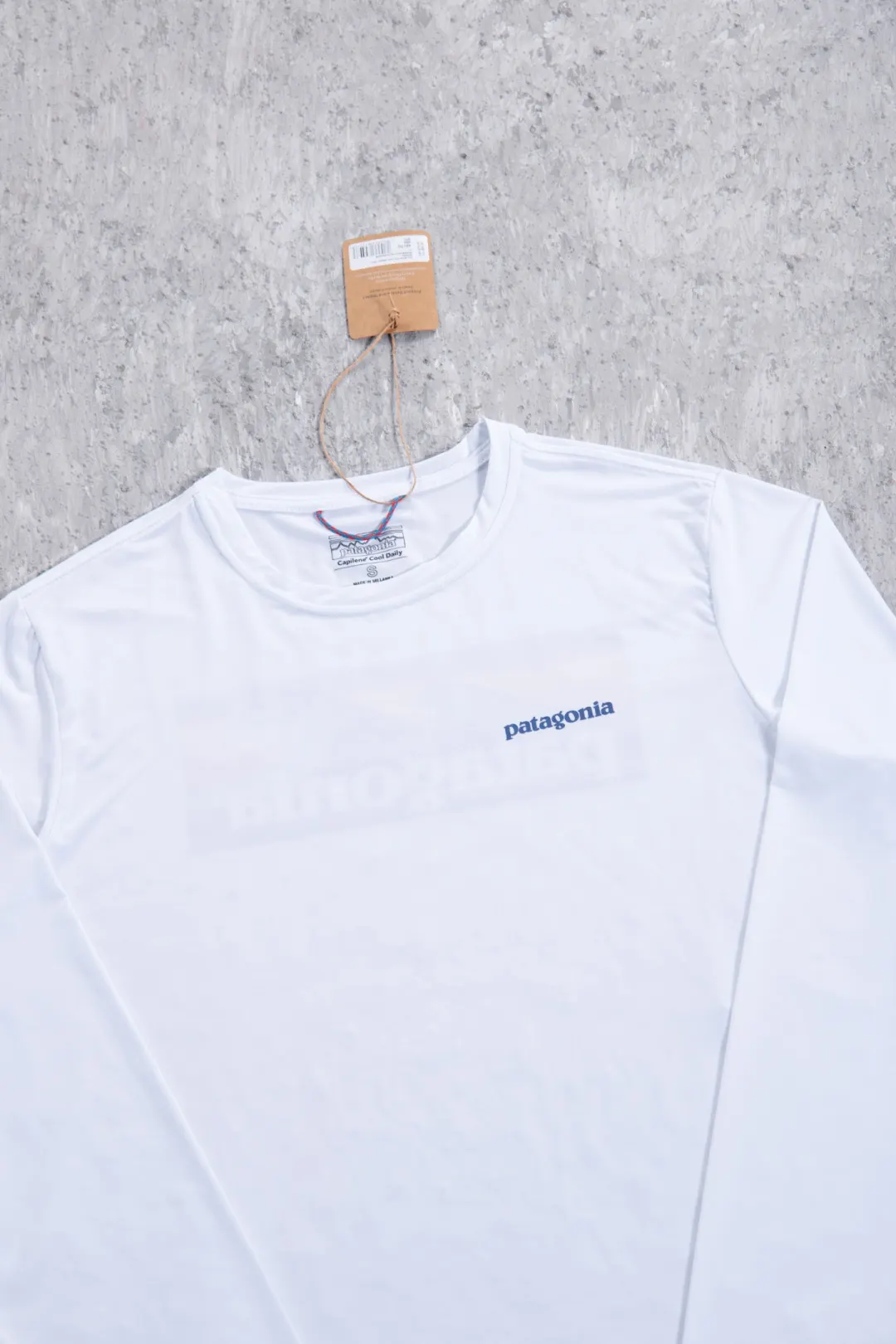Capilene Cool Daily Long-Sleeve Graphic Shirt D12024995 — view 65