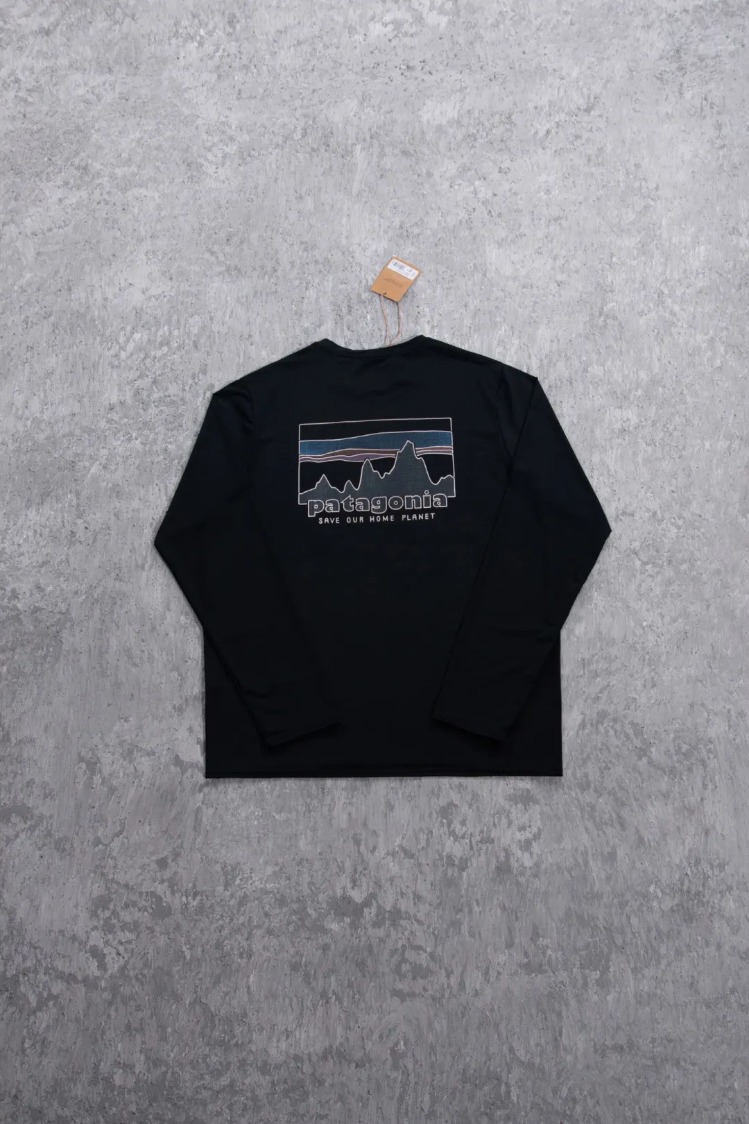 Capilene Cool Daily Graphic Long-Sleeve Shirt D12024994 — view 19