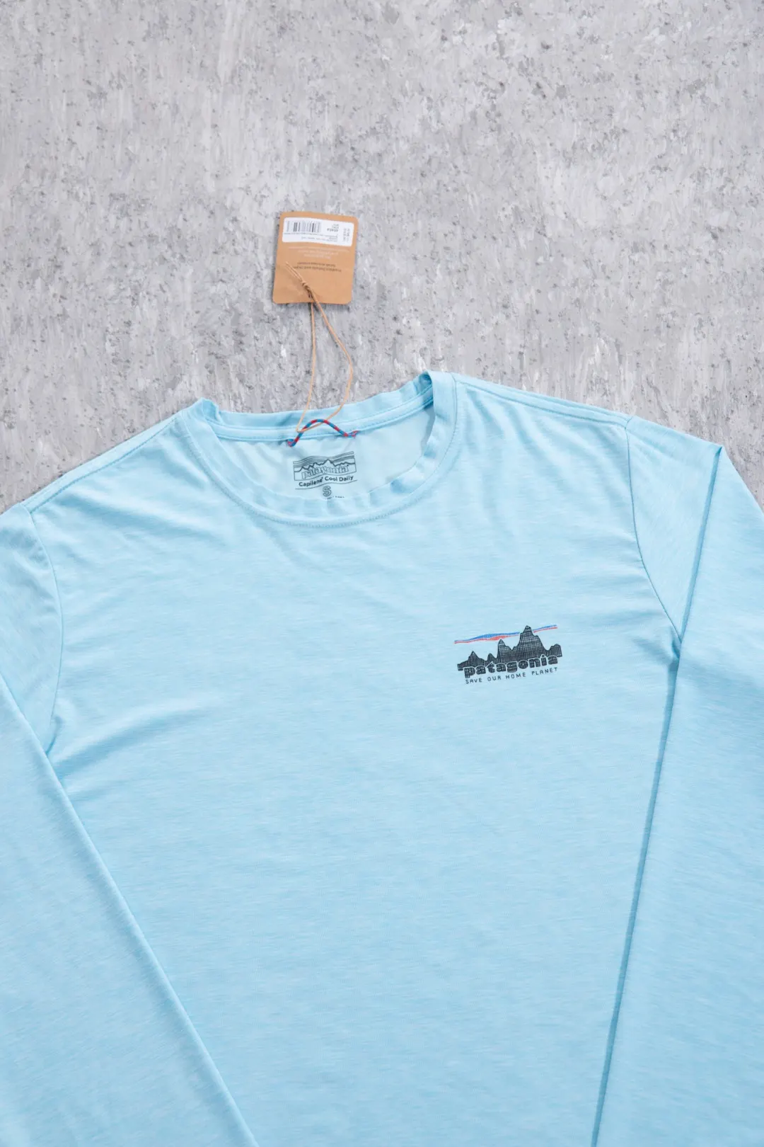 Capilene Cool Daily Graphic Long-Sleeve Shirt D12024994 — view 22