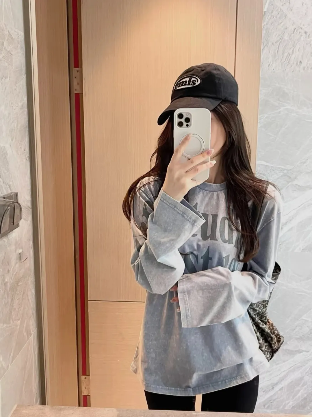 Logo-Print Cotton Long-Sleeve T-Shirt D13025002 — view 46