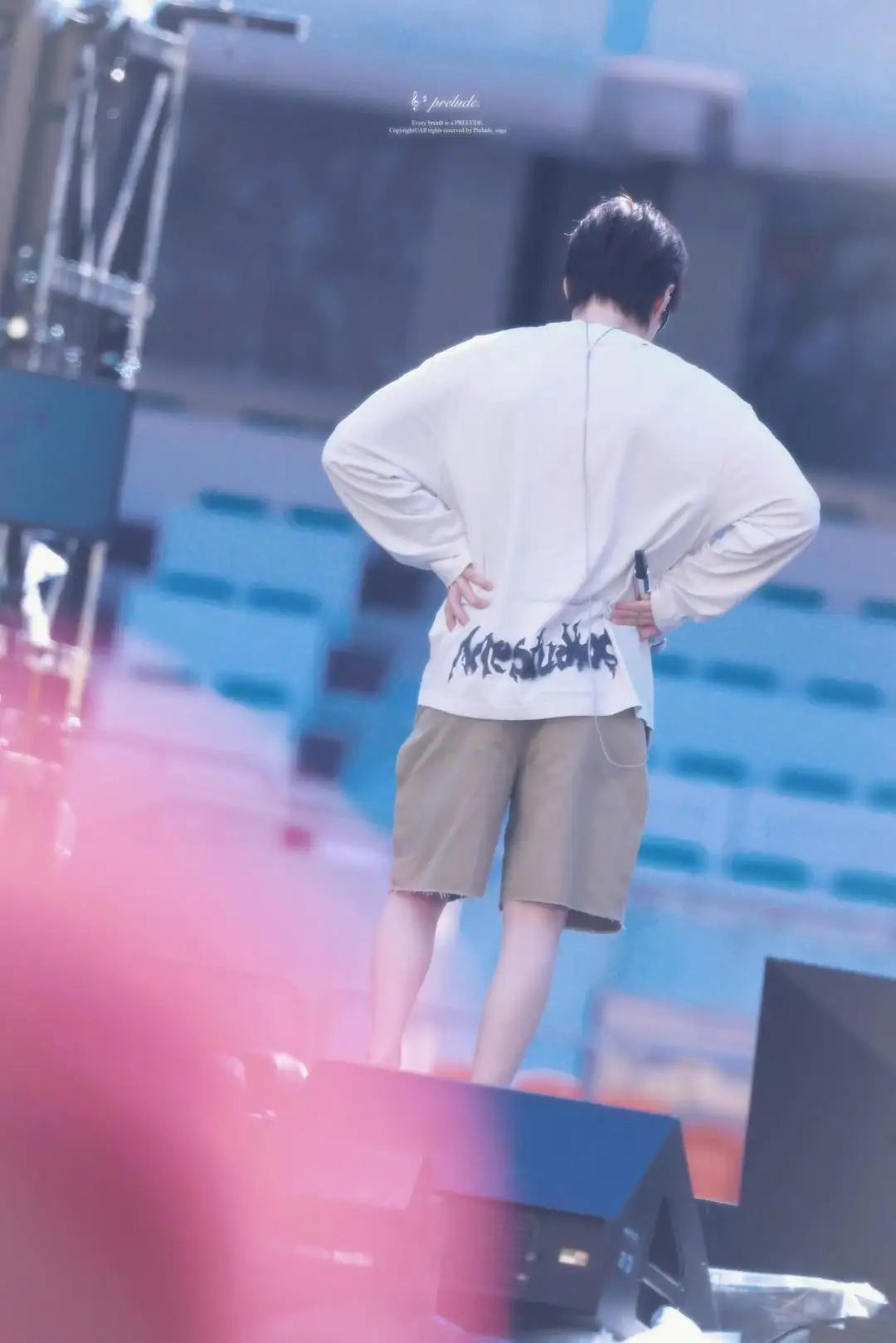Logo Print Long-Sleeve T-Shirt D13025003 — view 44