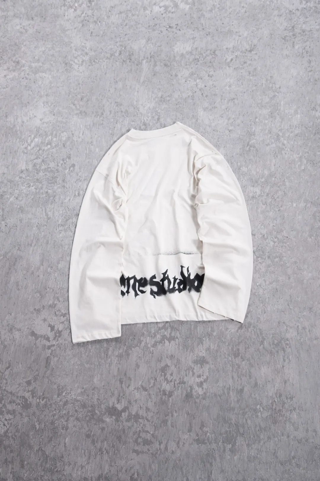 Logo Print Long-Sleeve T-Shirt D13025003 — view 61