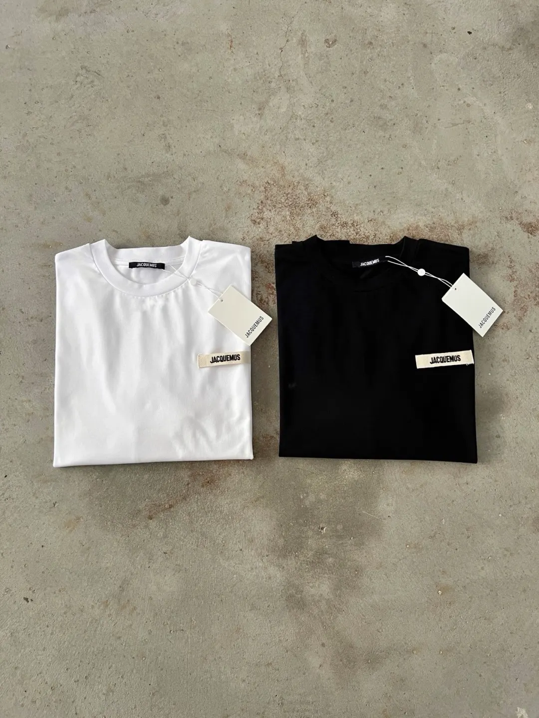 Logo-Patch Long-Sleeve Cotton T-Shirt D13024991