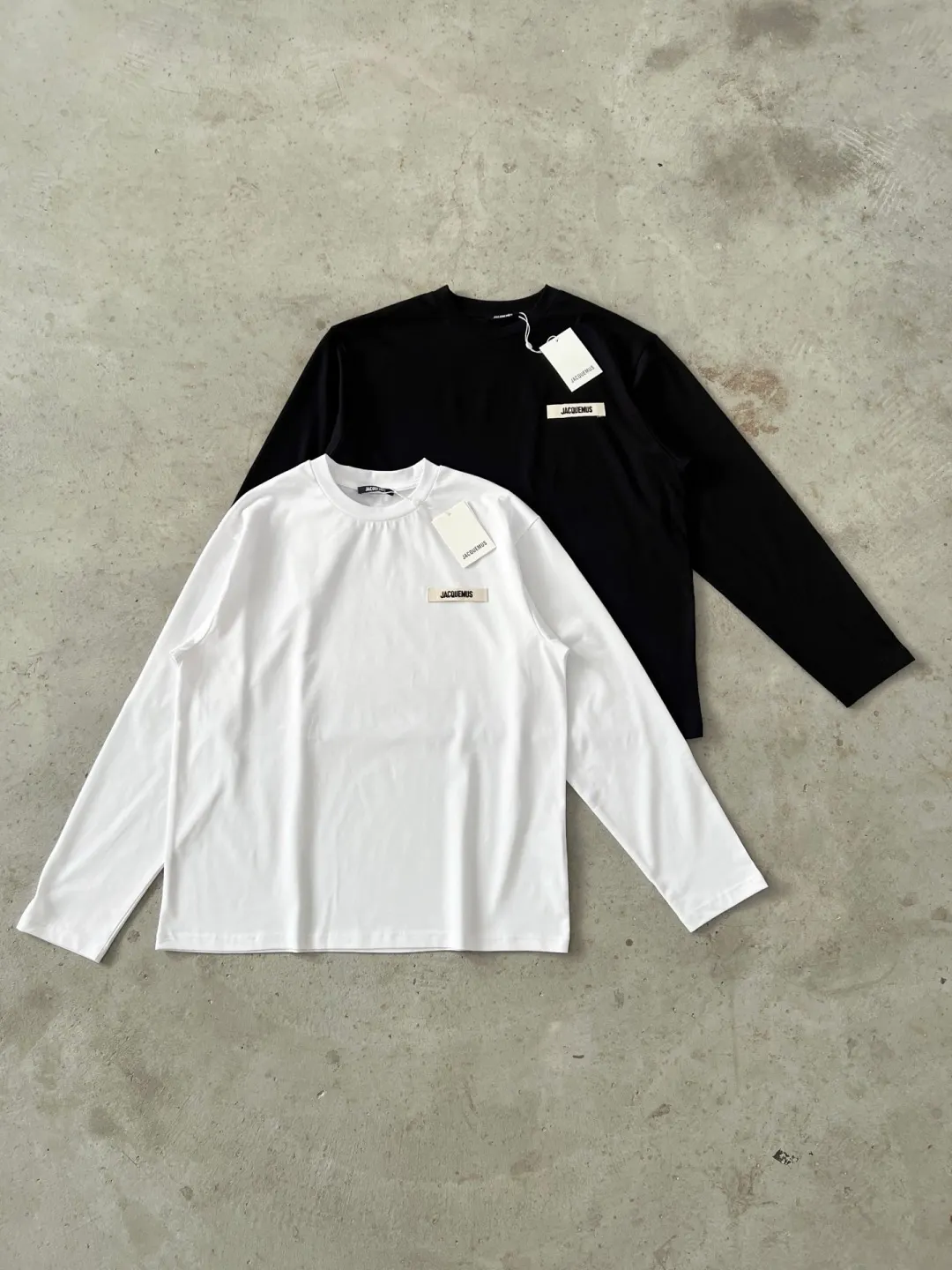 Logo-Patch Long-Sleeve Cotton T-Shirt D13024991 — view 2