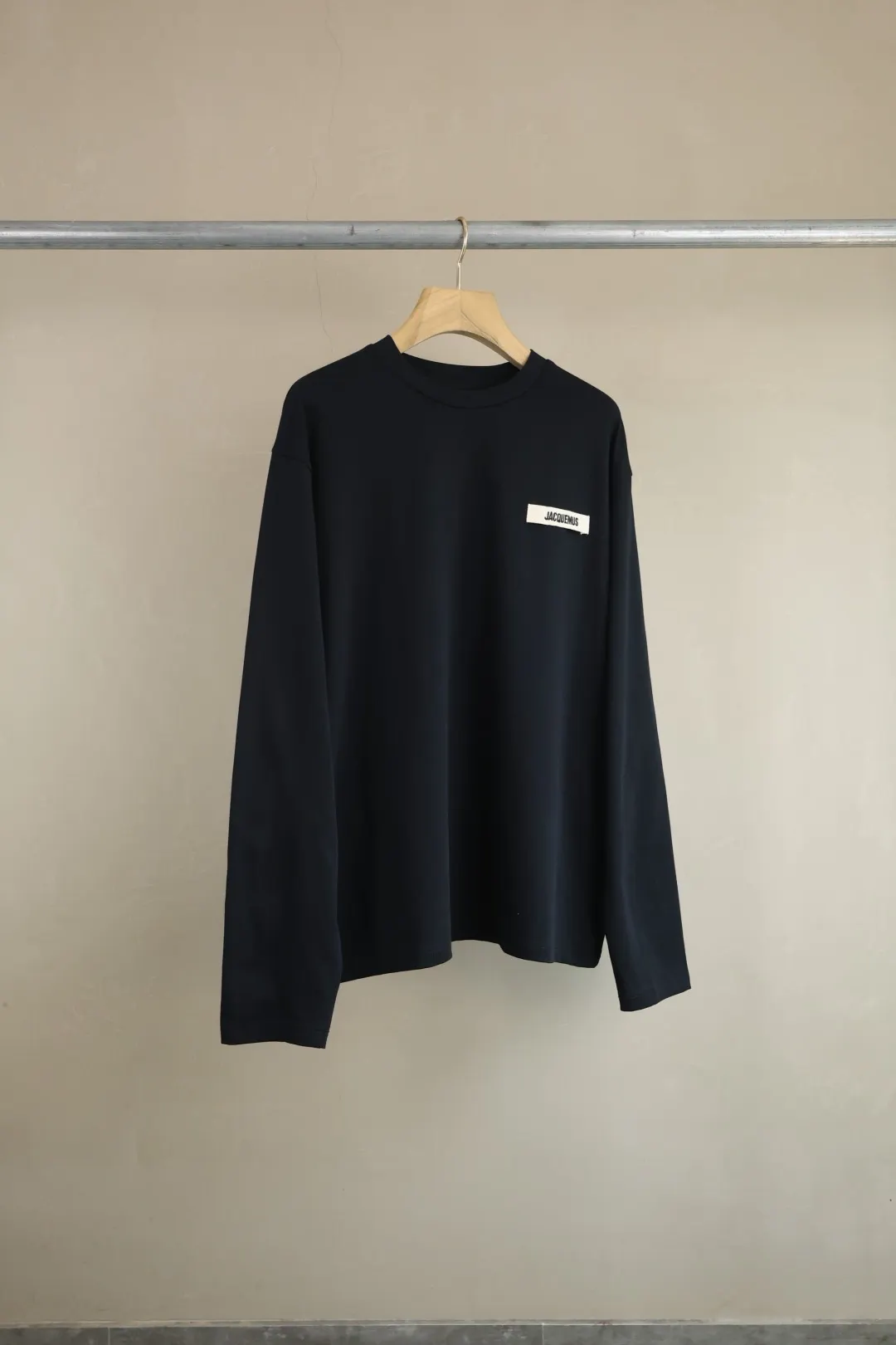 Logo-Patch Long-Sleeve Cotton T-Shirt D13024991 — view 14