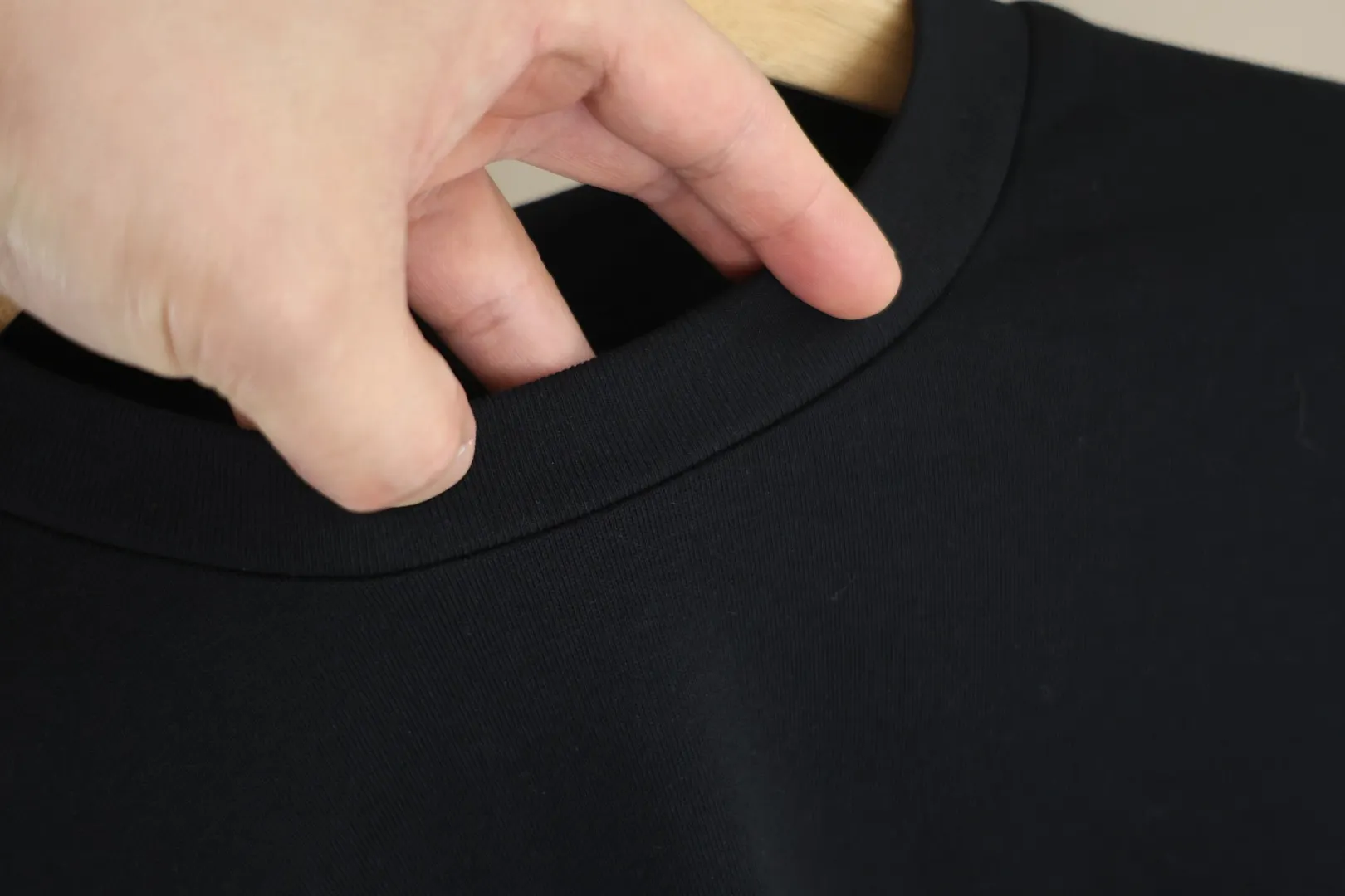 Logo-Patch Long-Sleeve Cotton T-Shirt D13024991 — view 18