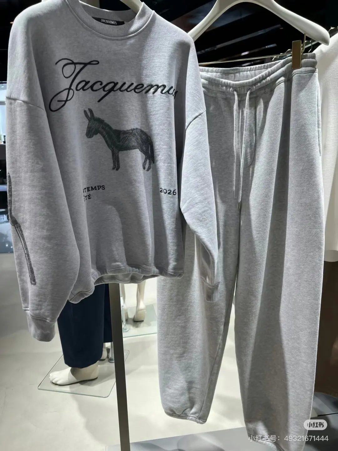 Donkey Sketch Print Crew-Neck Sweatshirt D15025007 — view 17