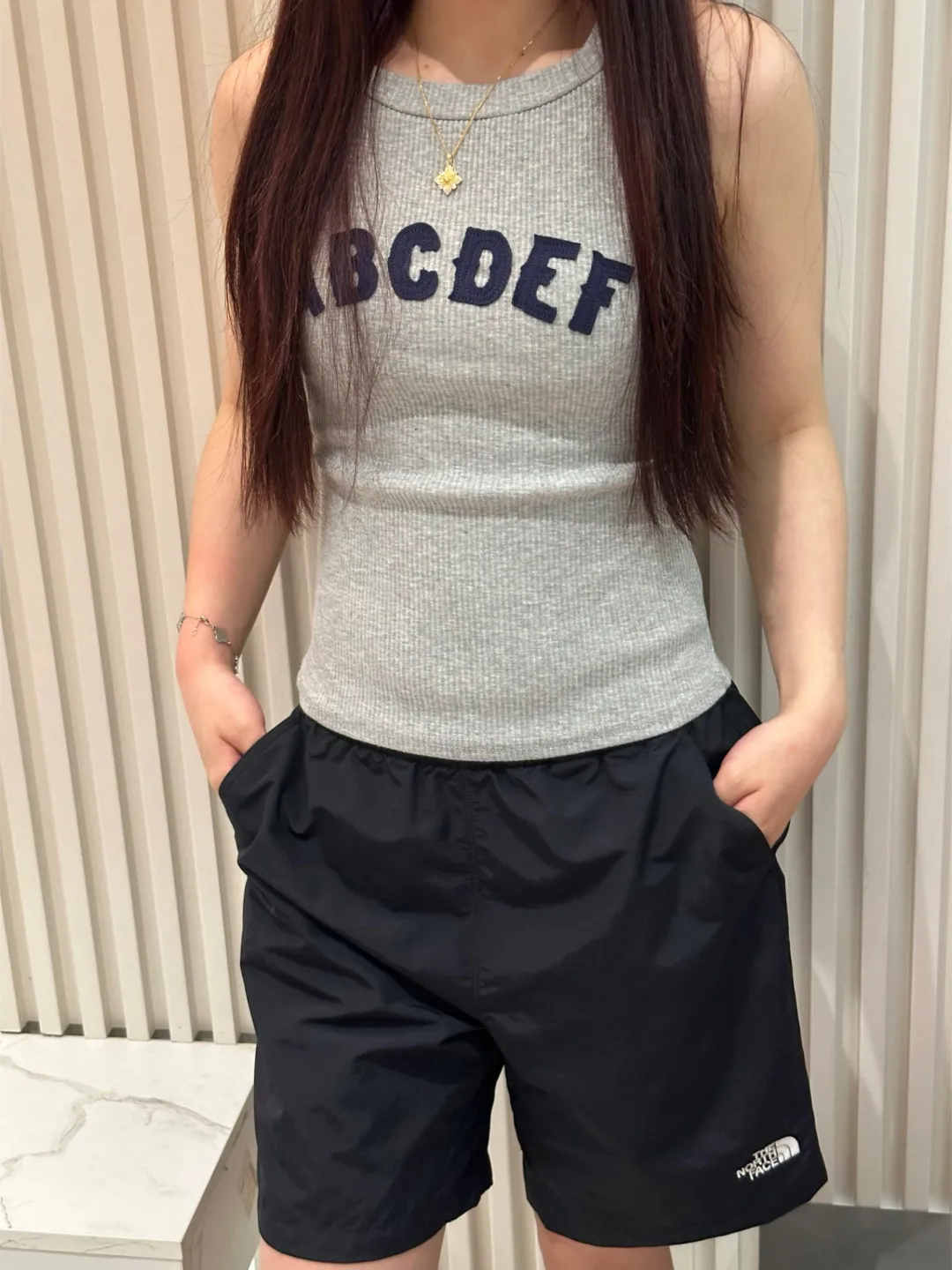 Embroidered Logo Quick-Dry Shorts D12525004 — view 12