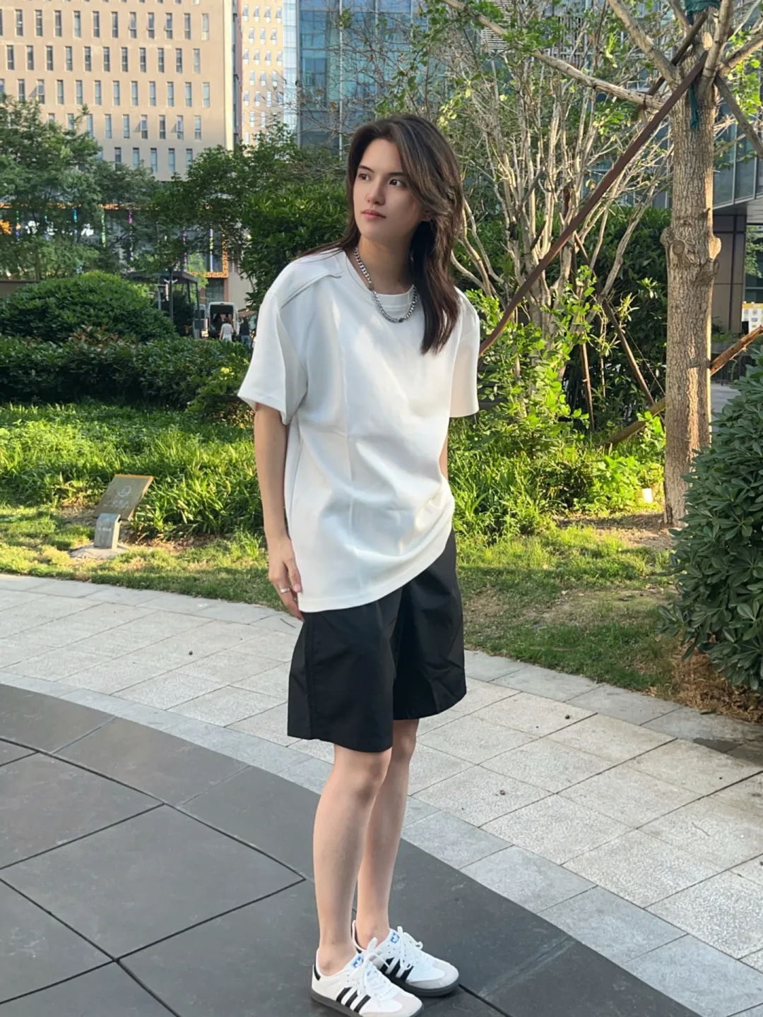 Embroidered Logo Quick-Dry Shorts D12525004 — view 14