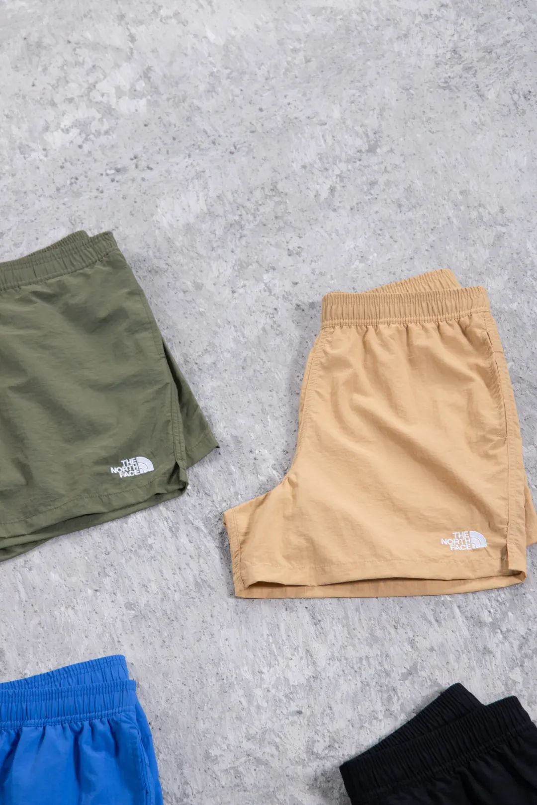 Embroidered Logo Quick-Dry Shorts D12525004 — view 31