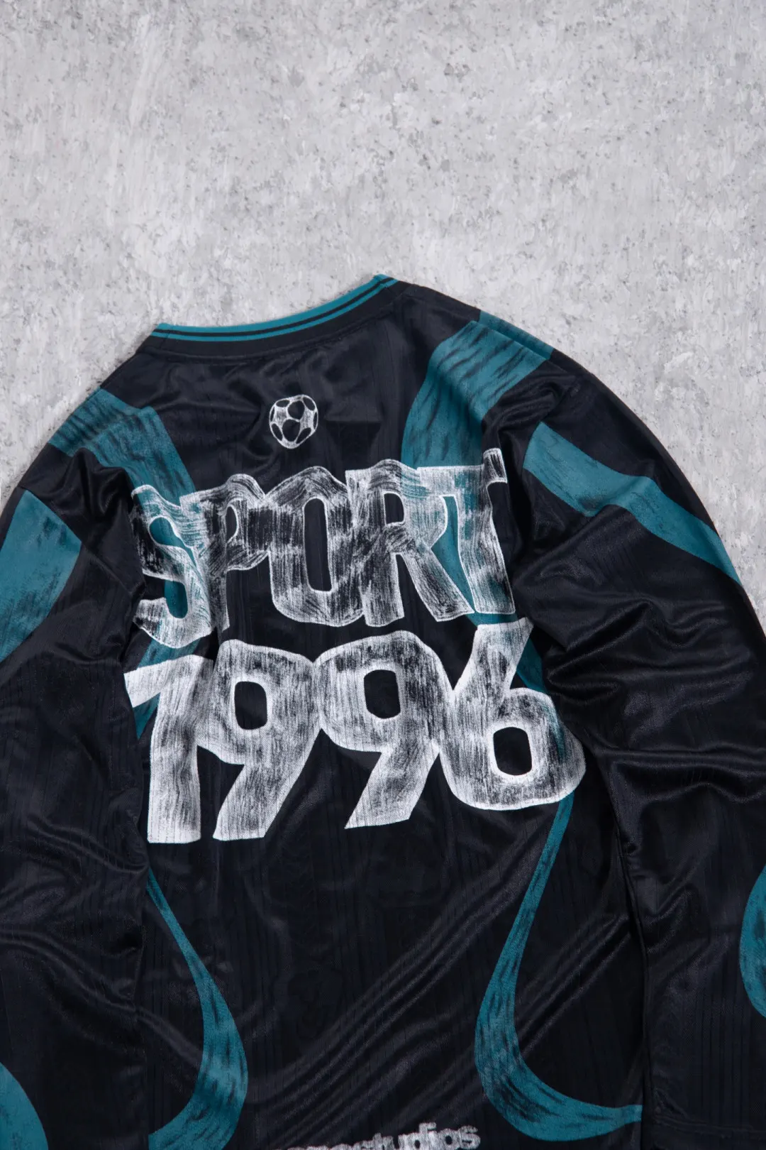 Bow Graphic Jacquard Football Jersey D15025005 — view 15