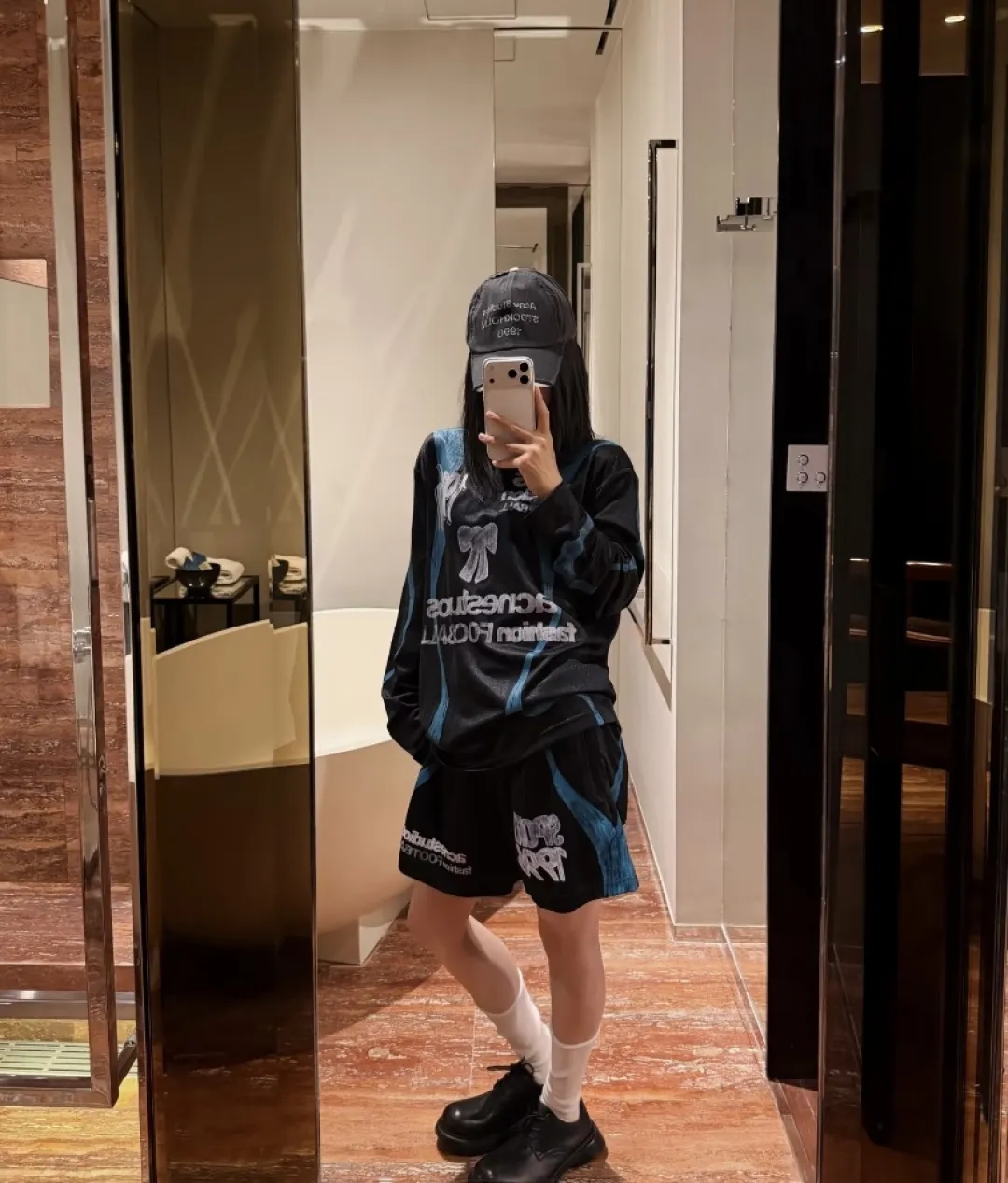 Bow Graphic Jacquard Football Jersey D15025005 — view 76