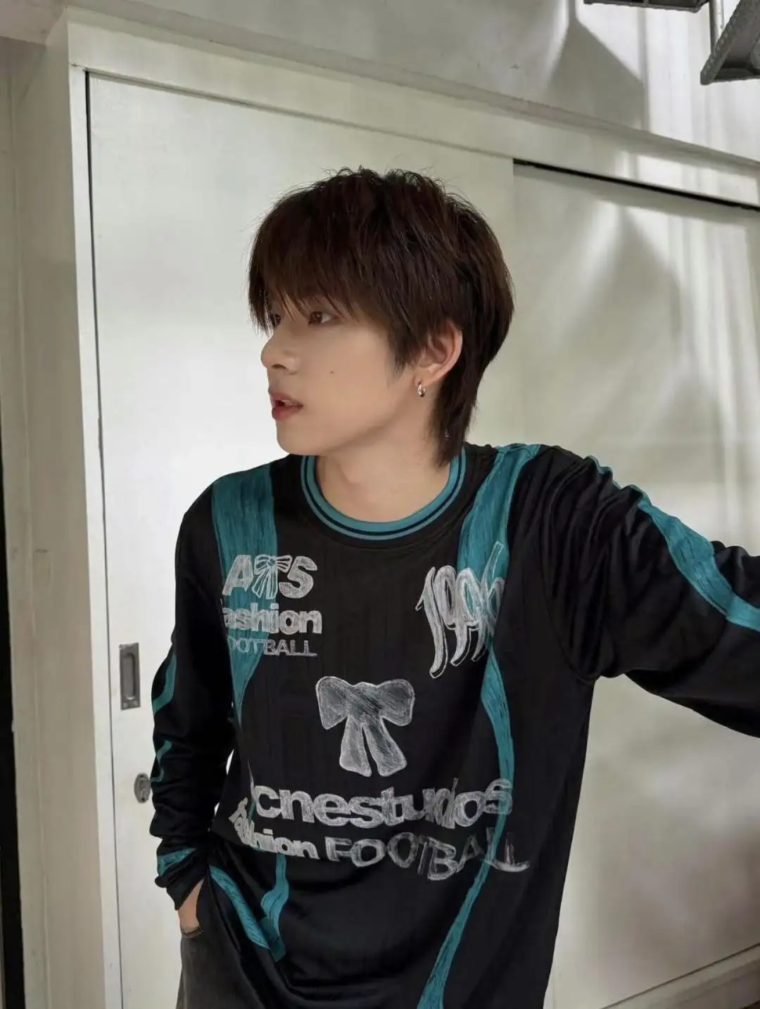 Bow Graphic Jacquard Football Jersey D15025005 — view 78