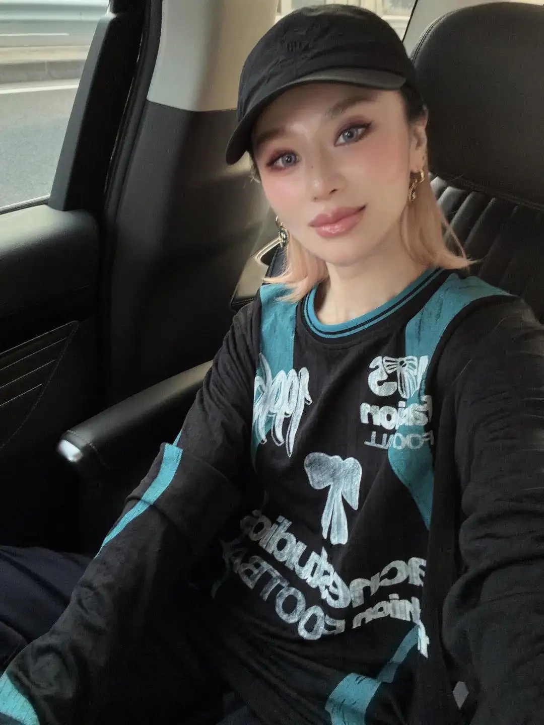 Bow Graphic Jacquard Football Jersey D15025005 — view 83
