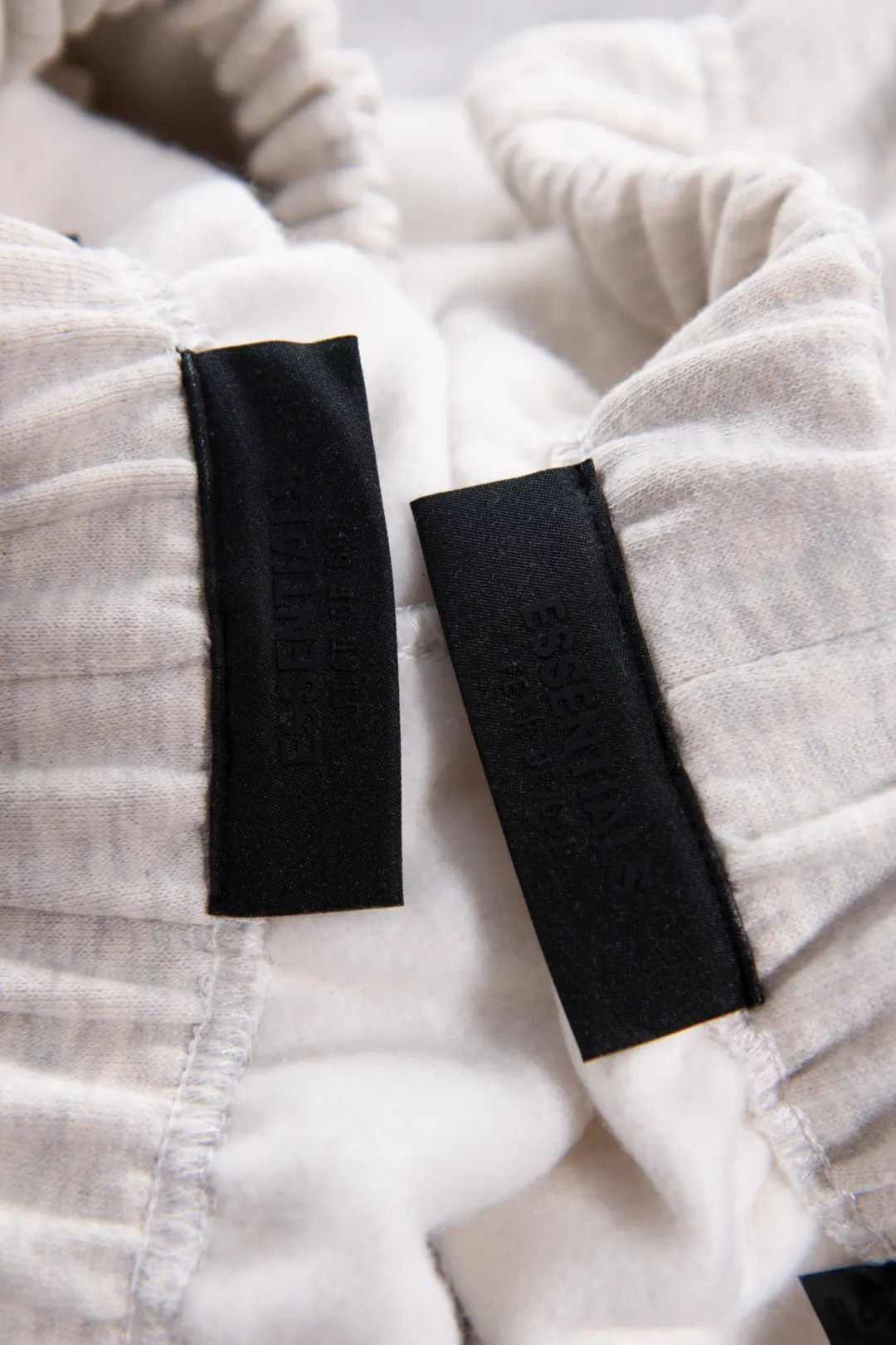 Fear of God Essentials x MLB Logo Sweatpants D17025001 — view 18