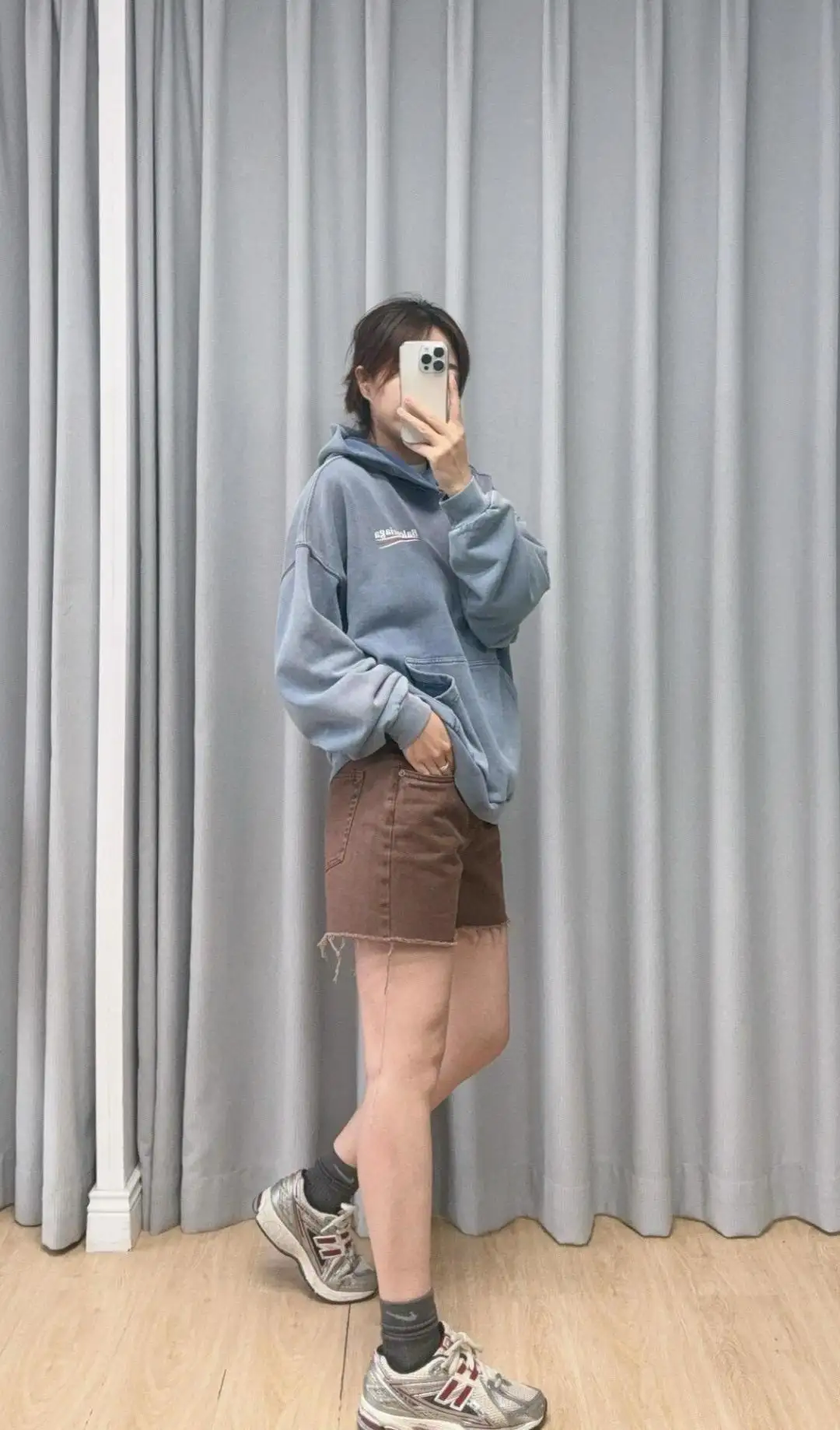 Logo-Print Washed Cotton Hoodie D19525000 — view 10