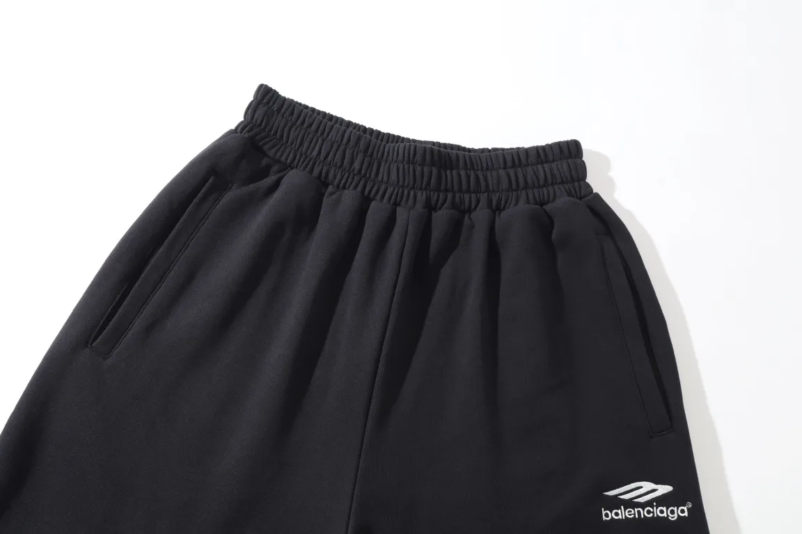 3B Logo Embroidered Sweat Shorts D16522567 — view 14