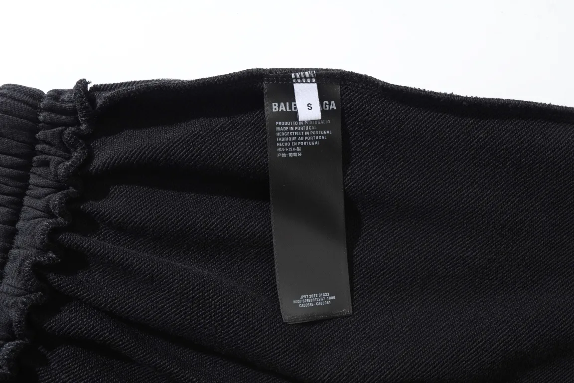 3B Logo Embroidered Sweat Shorts D16522567 — view 17