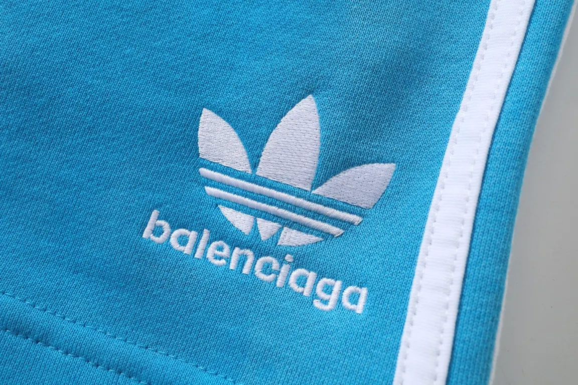 Logo Embroidered Striped Jersey Shorts D16522569 — view 22