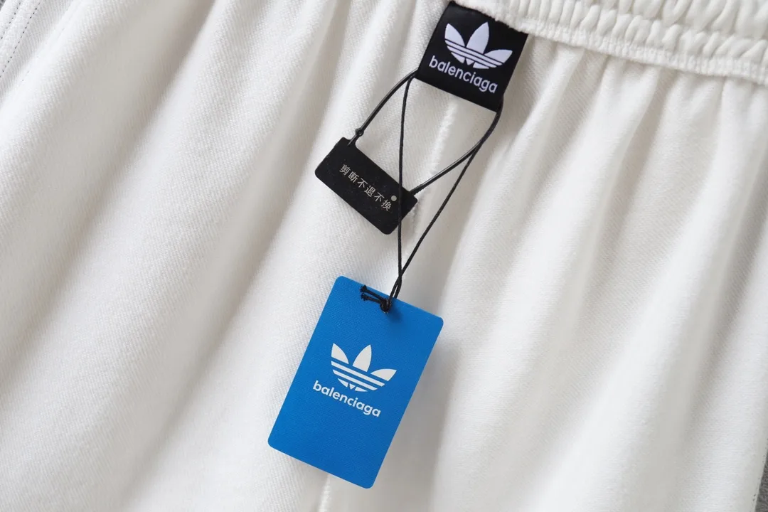 Logo Embroidered Striped Jersey Shorts D16522569 — view 53