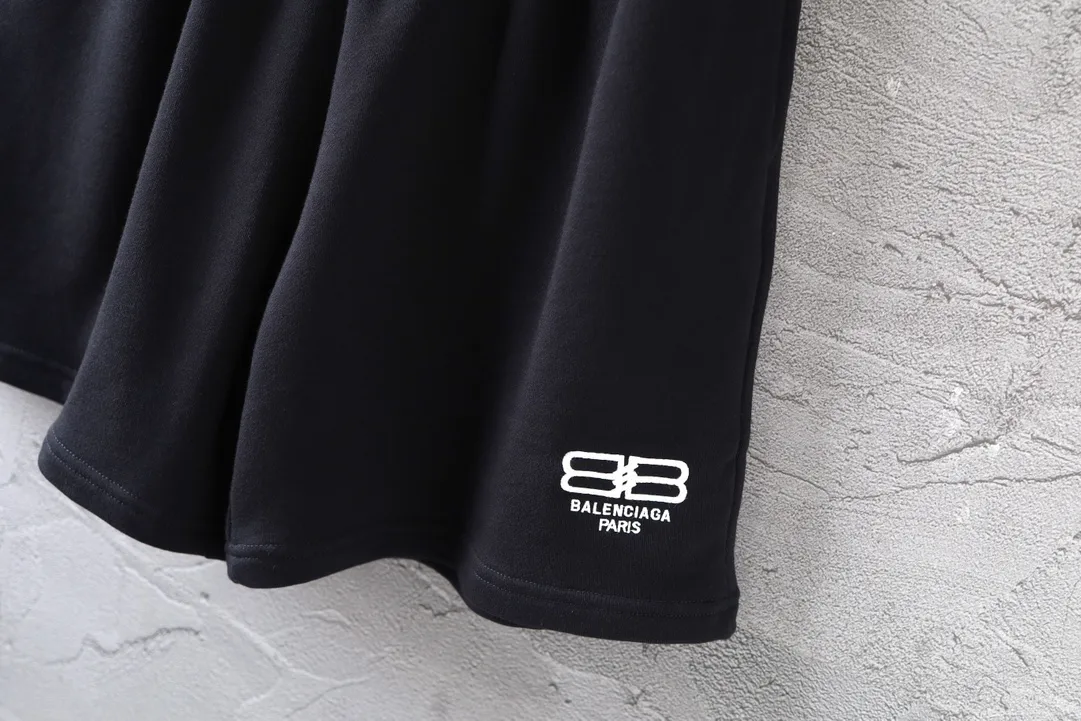 BB Logo Embroidered Cotton-Jersey Shorts D16522564 — view 3