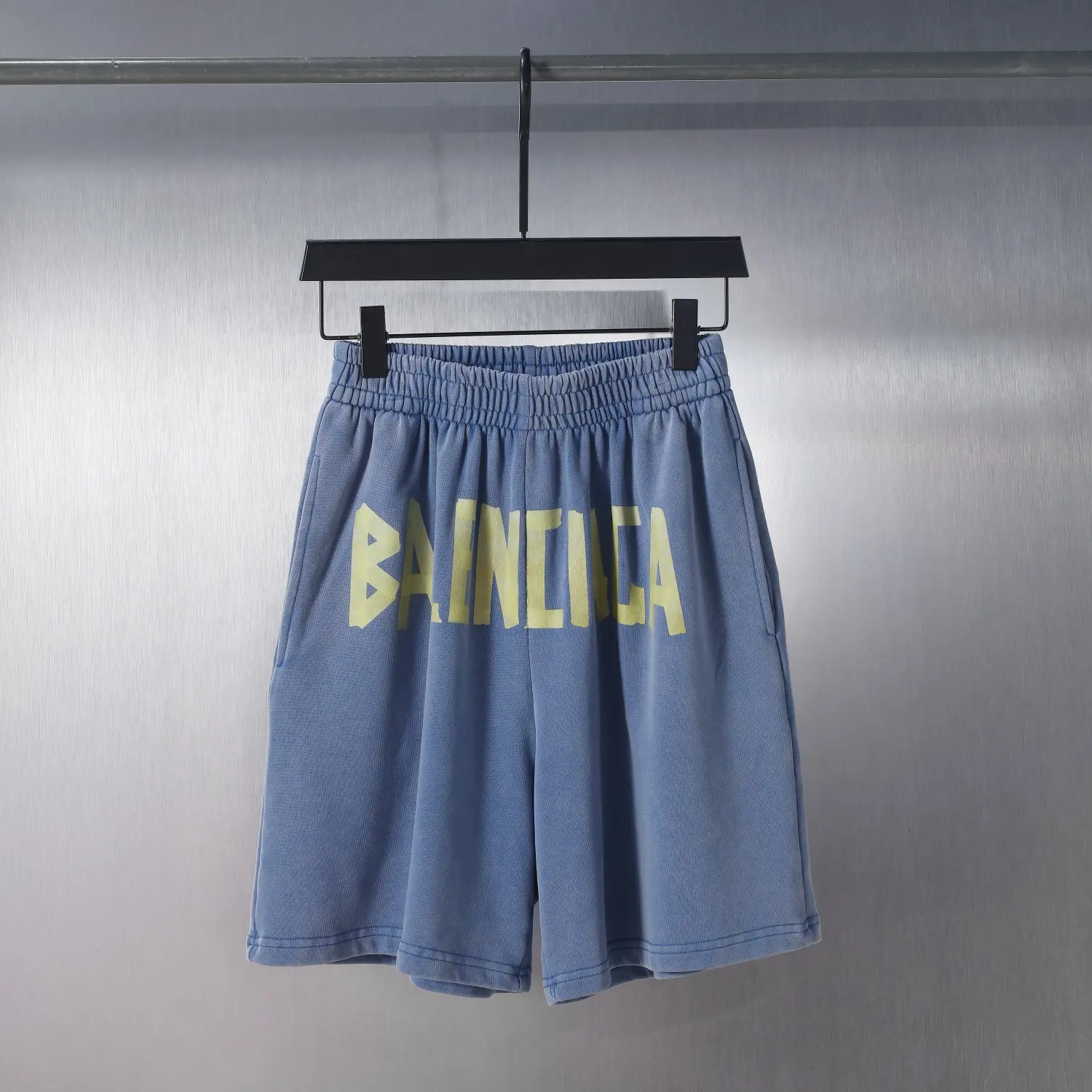 Logo Print Distressed Cotton Shorts D18920106