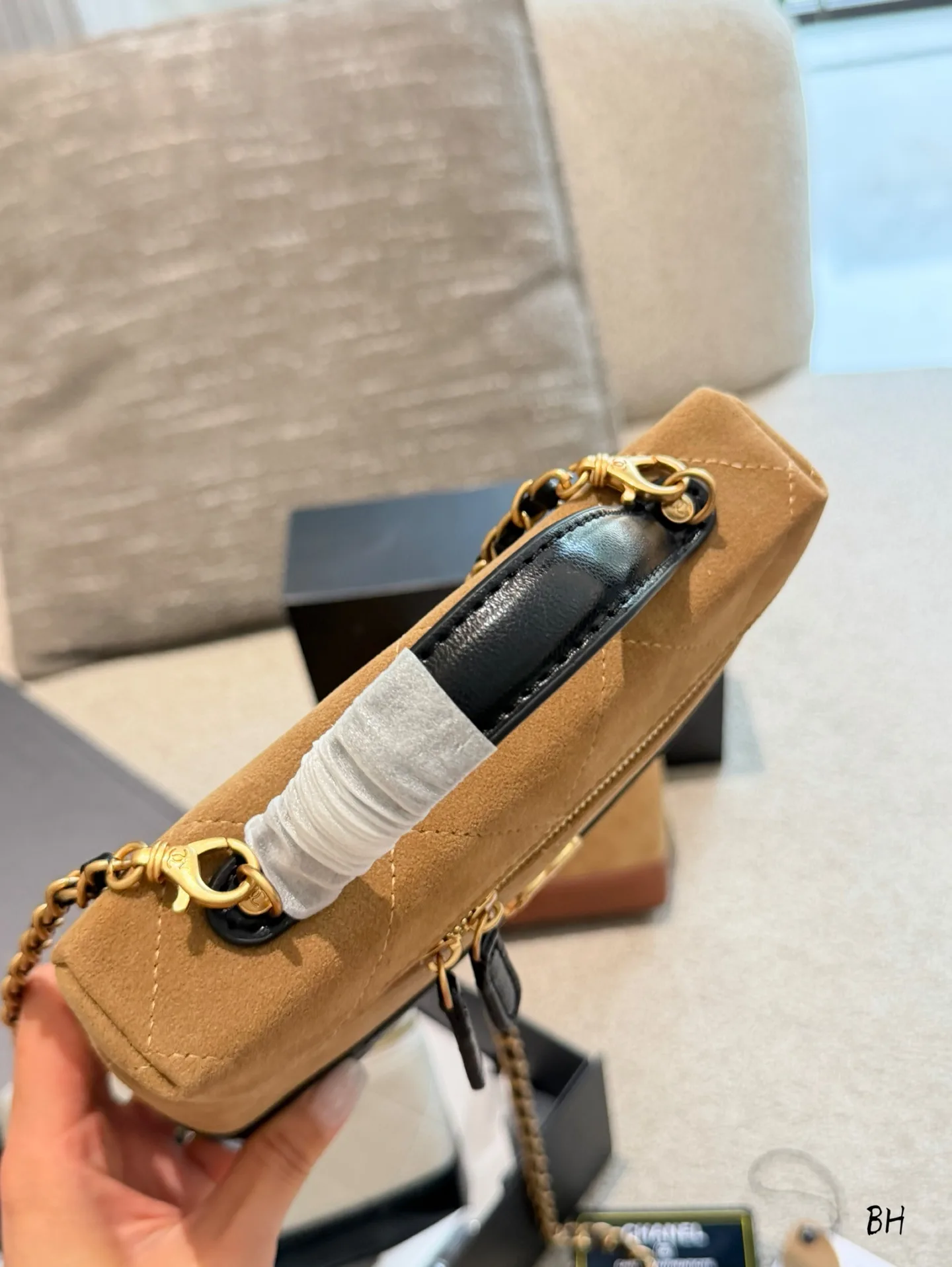 Suede and Lambskin Vanity Case Bag D35518148 — view 6