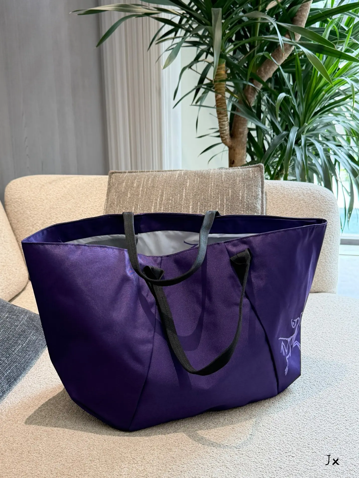 Carrier 45L Ripstop Nylon Tote Bag D36017866 — view 2