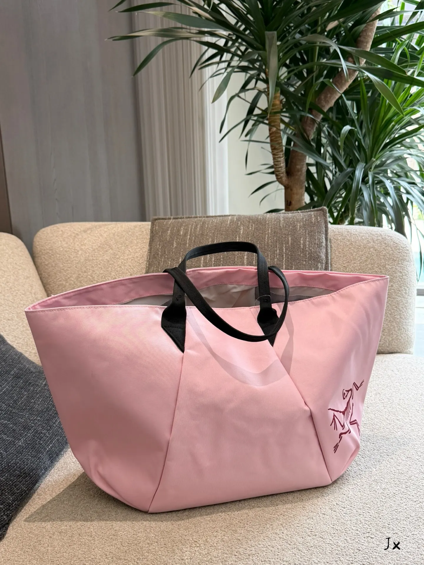 Carrier 45L Ripstop Nylon Tote Bag D36017866 — view 3