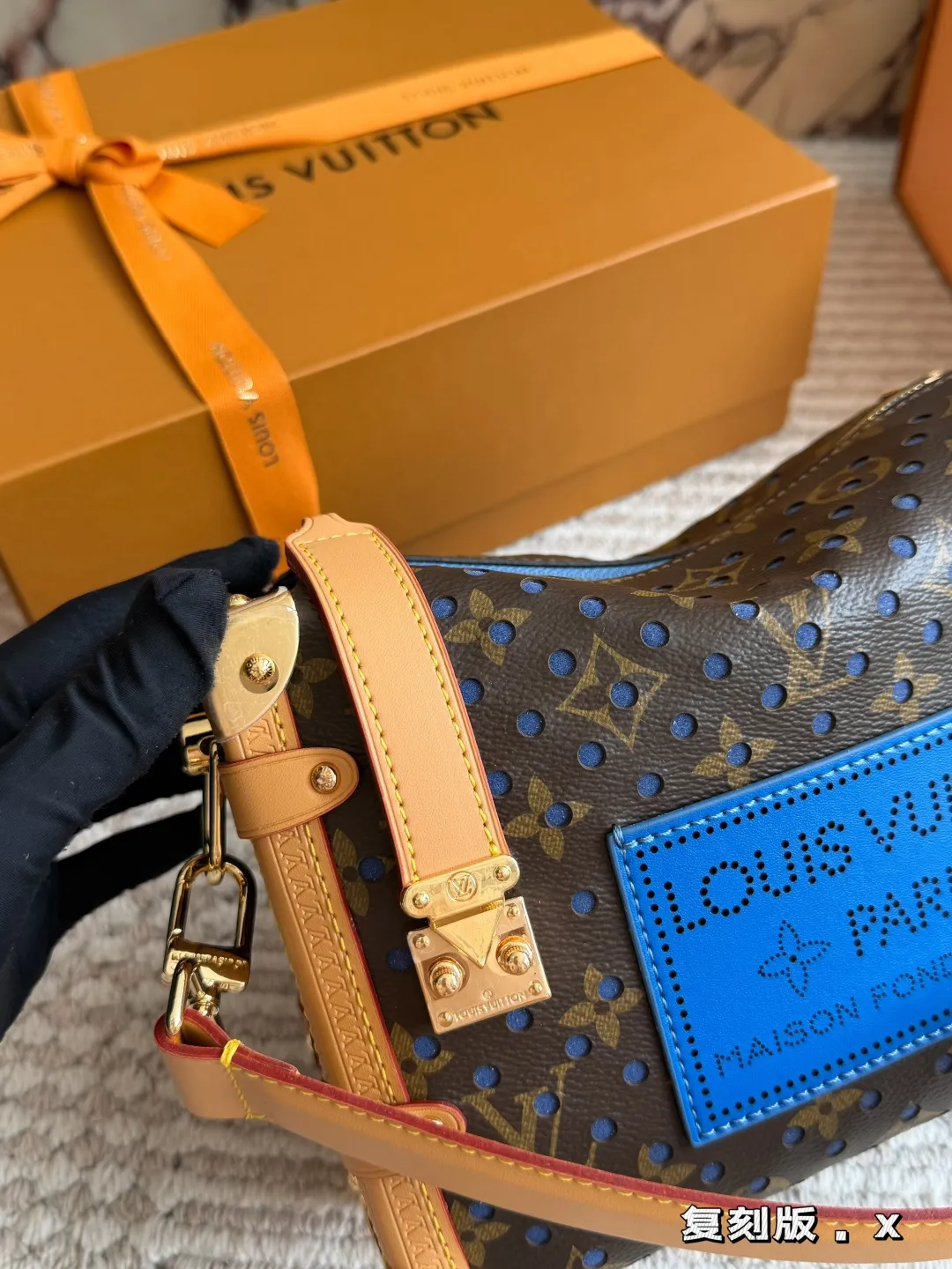 Monogram Trunk Shoulder Bag D36017859 — view 7