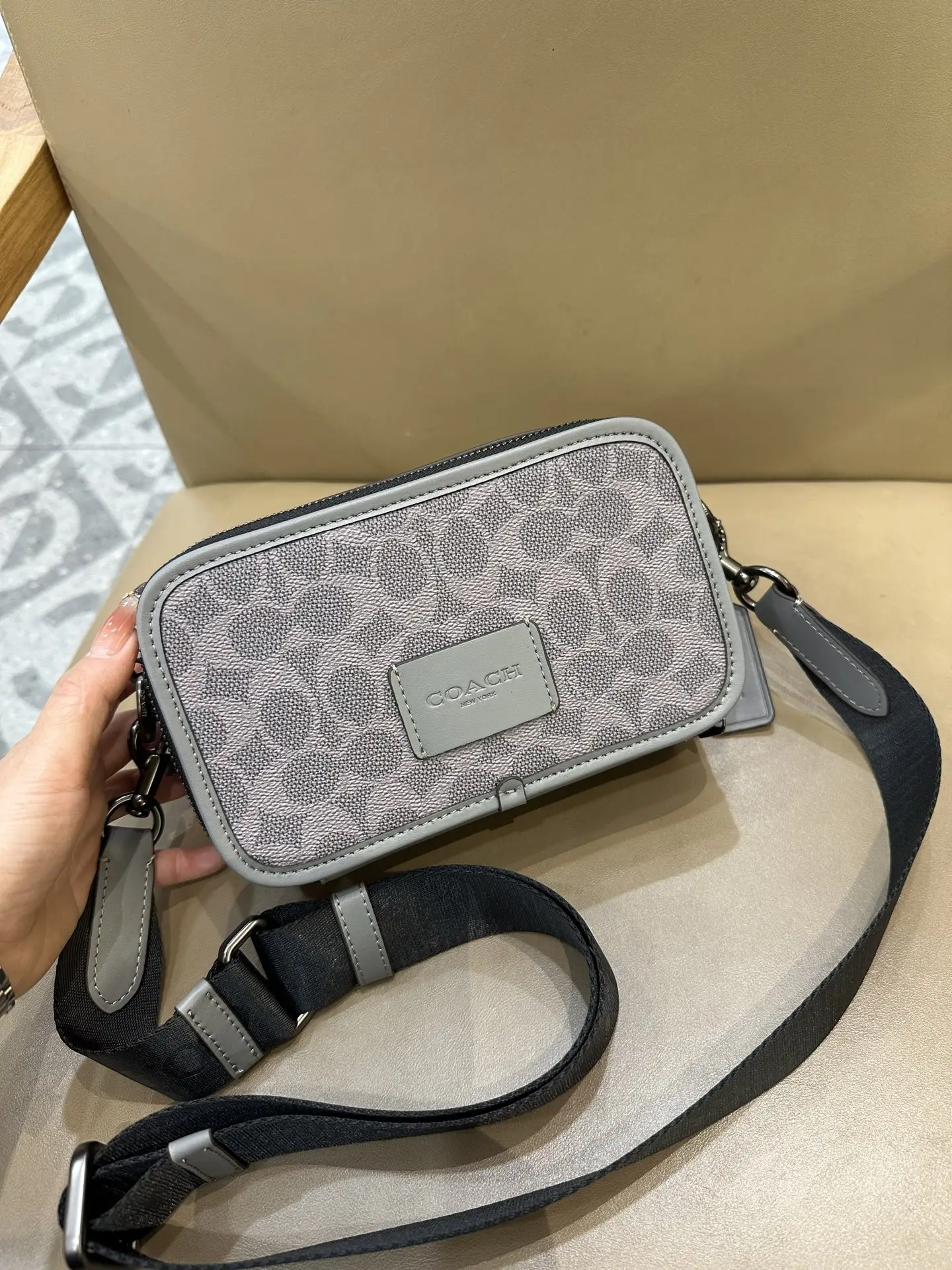 Wyatt Signature Canvas Camera Bag D38018364 — view 2
