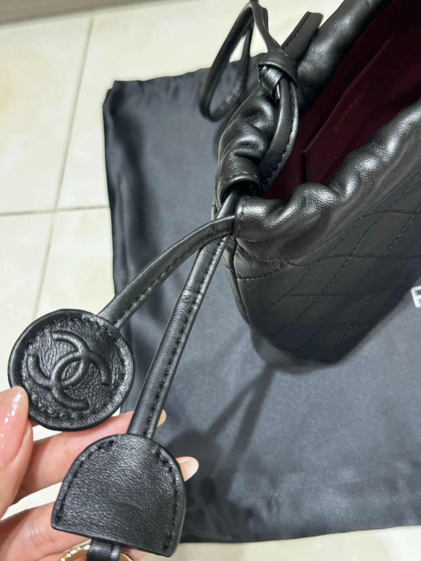 Chanel Drawstring Bucket Bag (Large) D38018040 — view 3