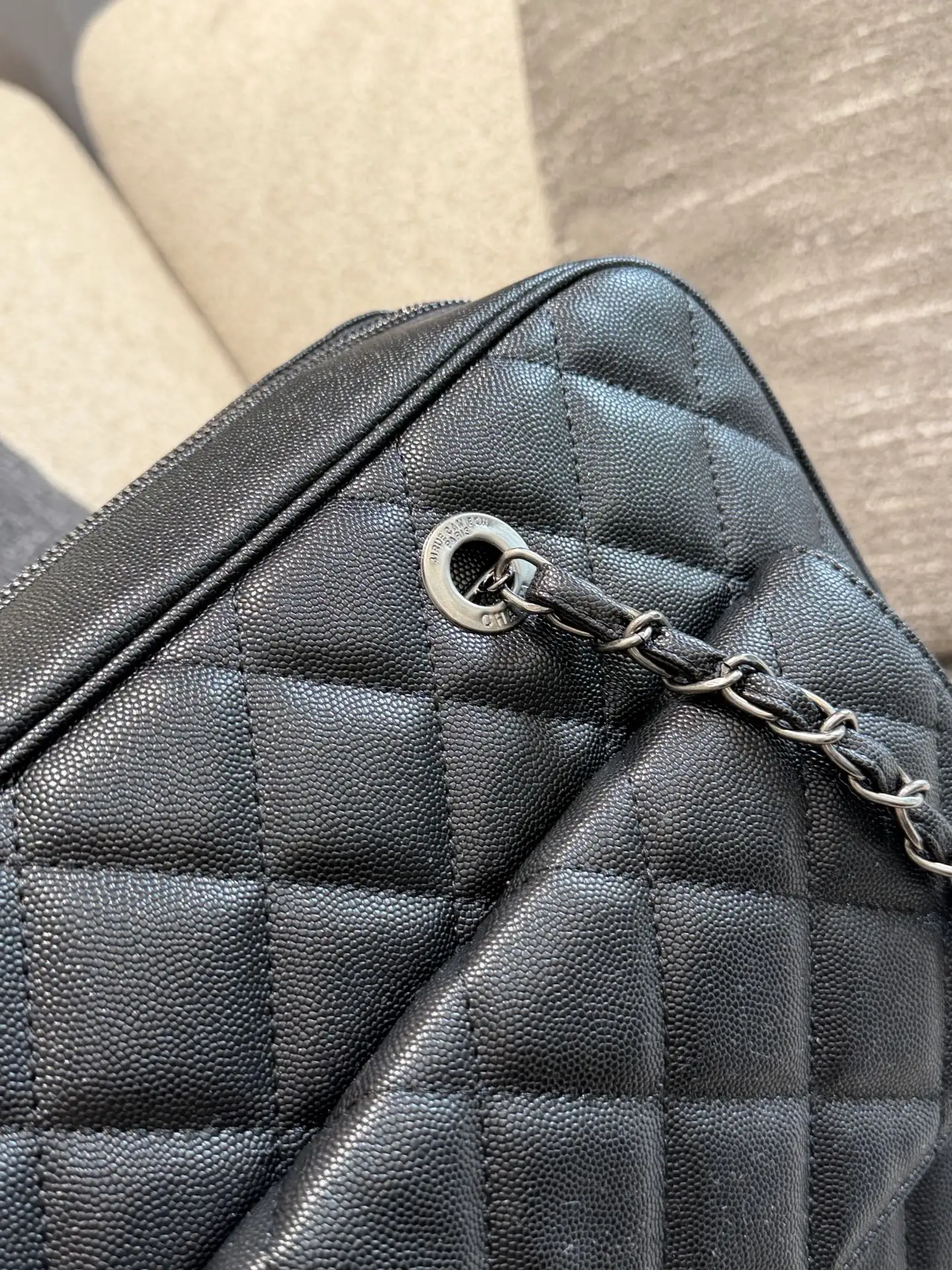 Quilted Leather Boston Bag D39018290 — view 6