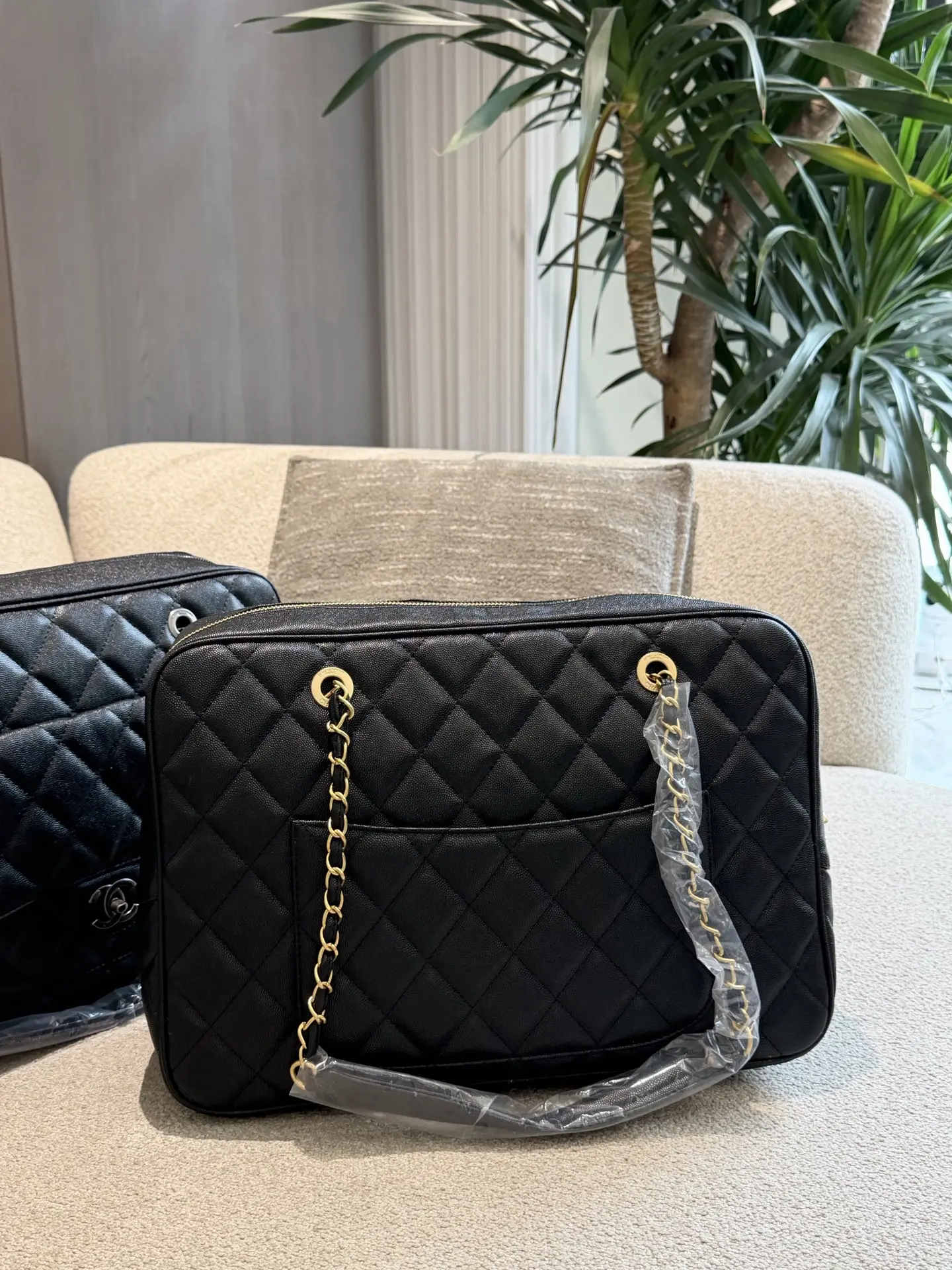 Quilted Leather Boston Bag D39018290 — view 7