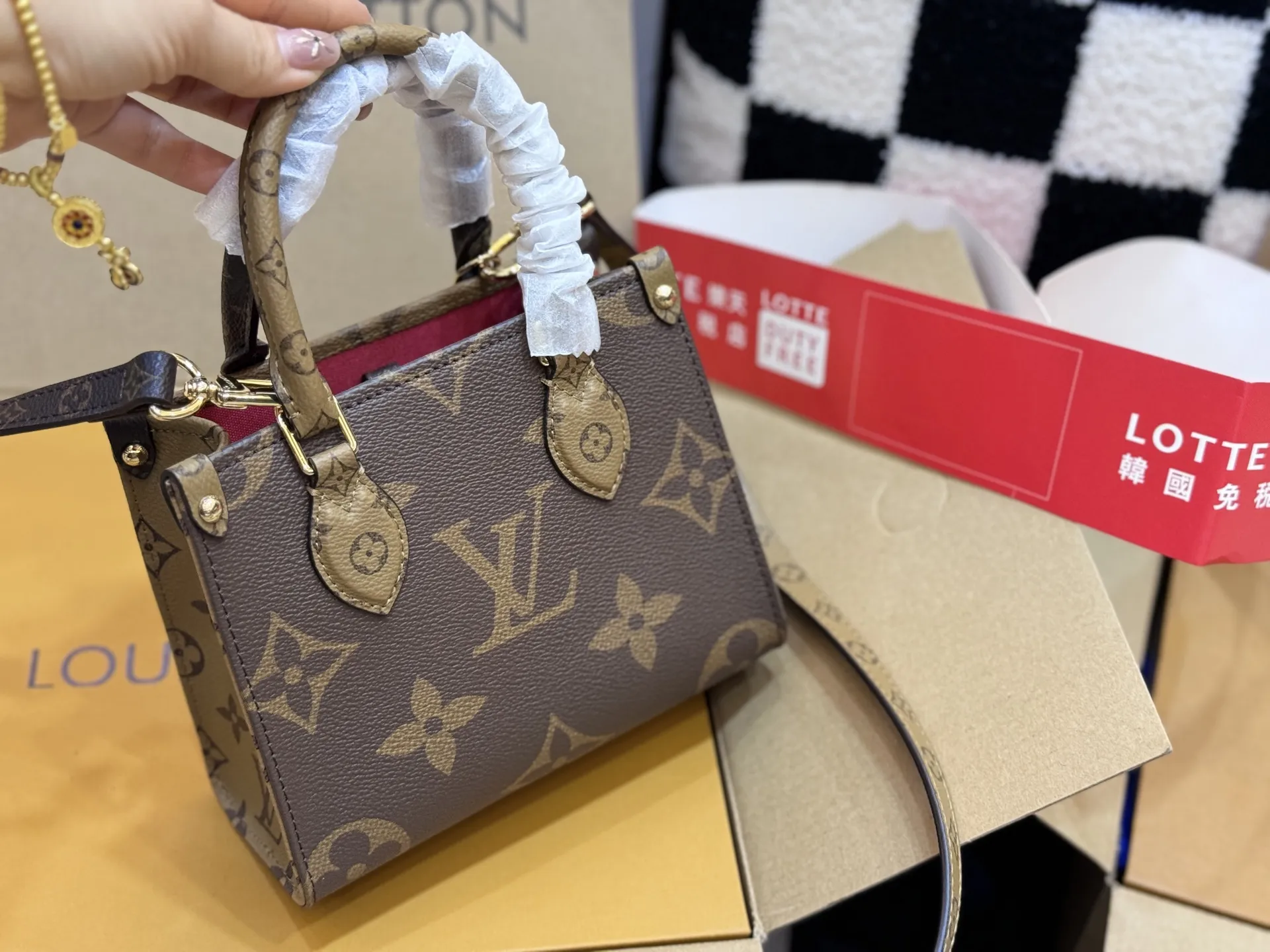 Onthego Mini Monogram Tote Bag D42018528 — view 7
