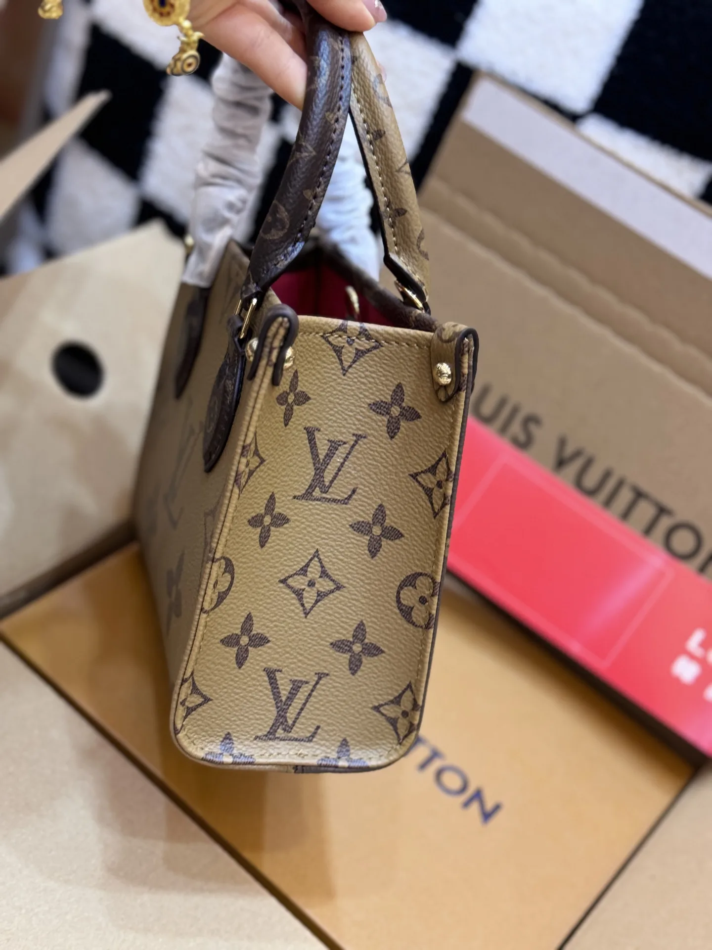 Onthego Mini Monogram Tote Bag D42018528 — view 9