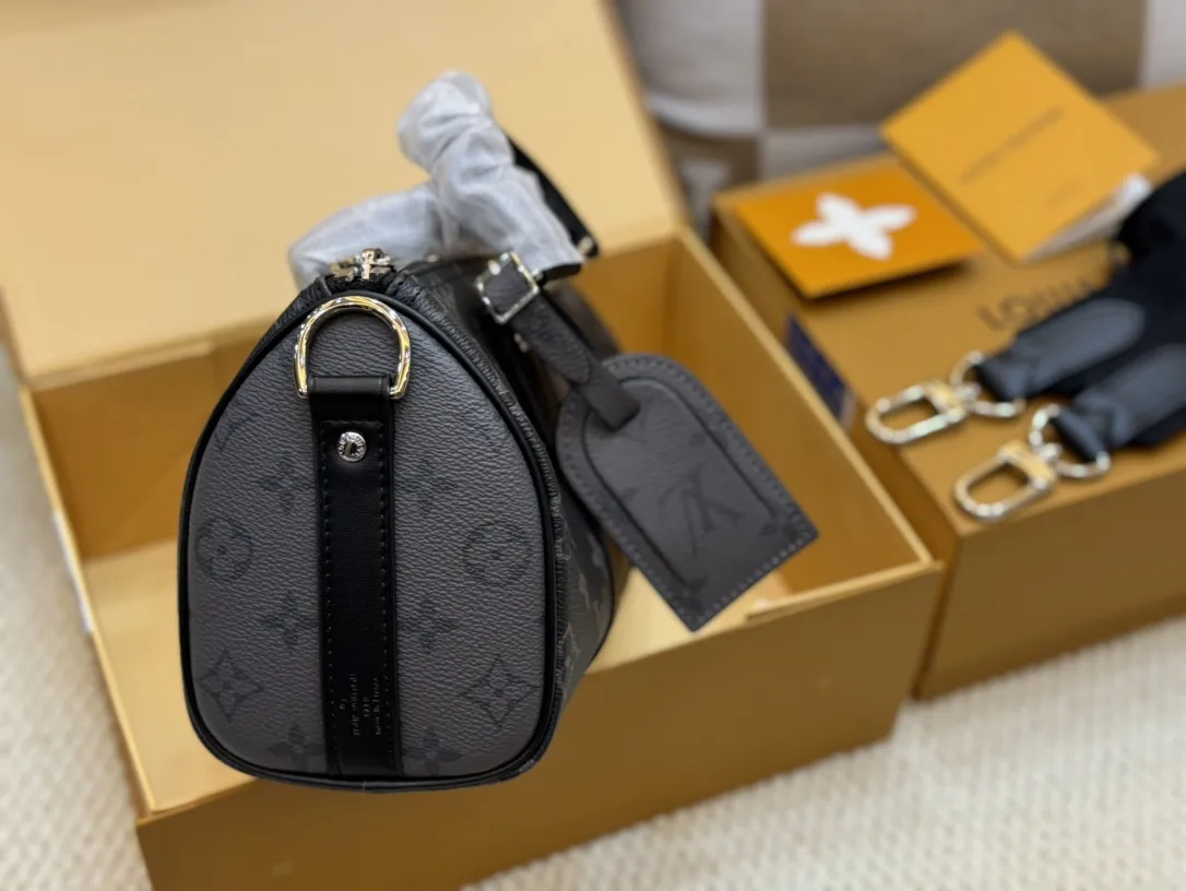 Keepall 25 Monogram Boston Bag D44018519 — view 4